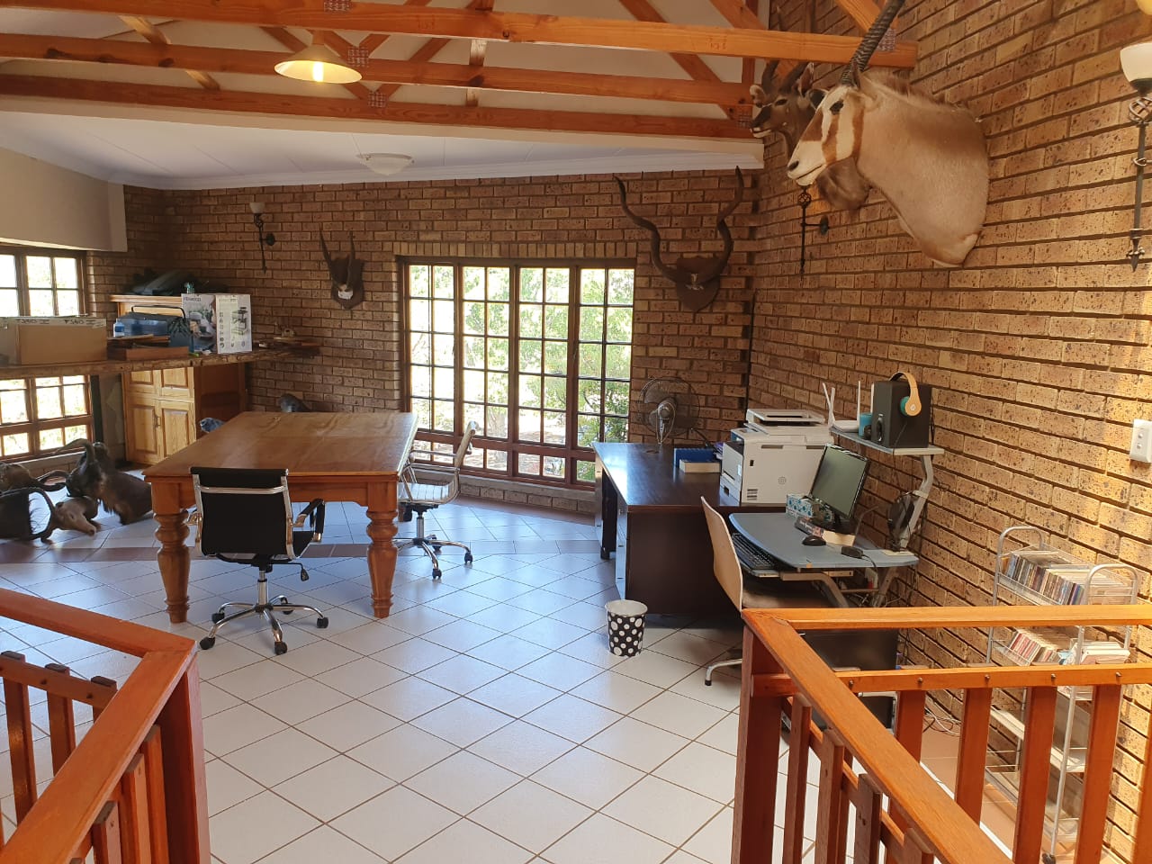 5 Bedroom Property for Sale in Pebble Rock Golf Village Gauteng