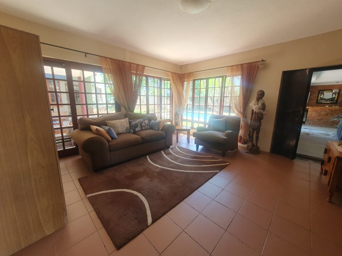 5 Bedroom Property for Sale in Pebble Rock Golf Village Gauteng