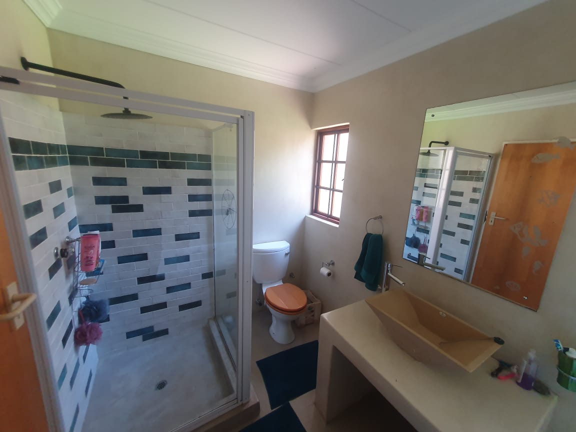 5 Bedroom Property for Sale in Pebble Rock Golf Village Gauteng