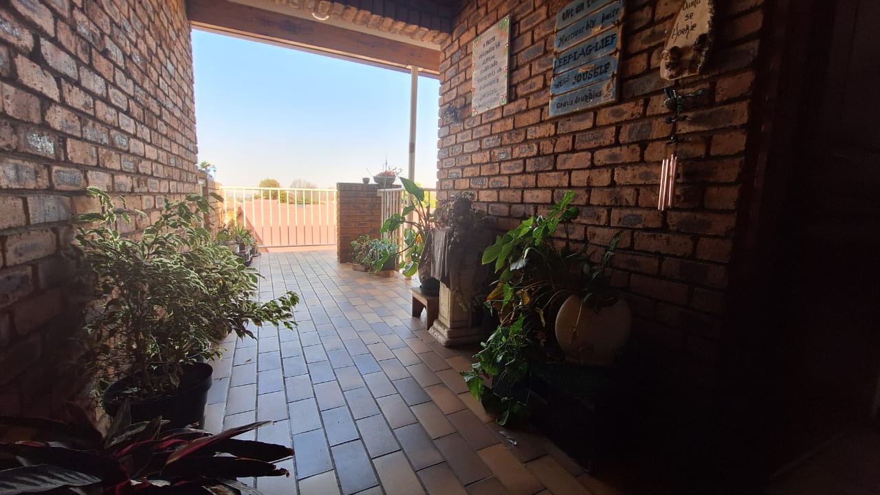 2 Bedroom Property for Sale in Sunair Park Gauteng