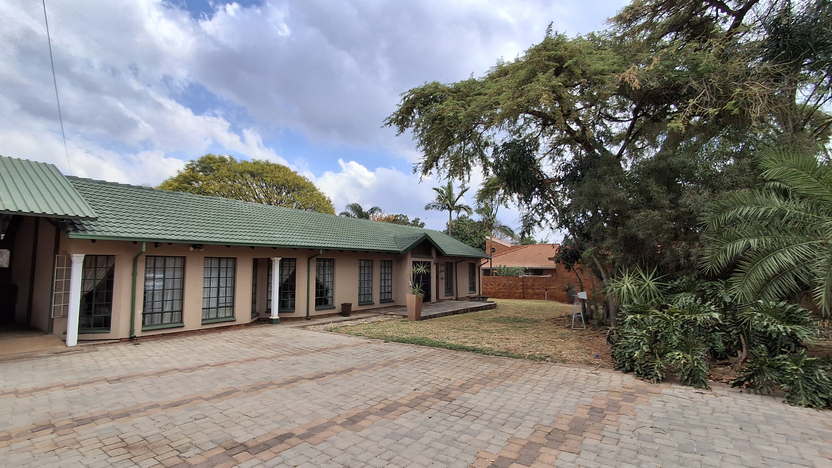 4 Bedroom Property for Sale in Theresa Park Gauteng