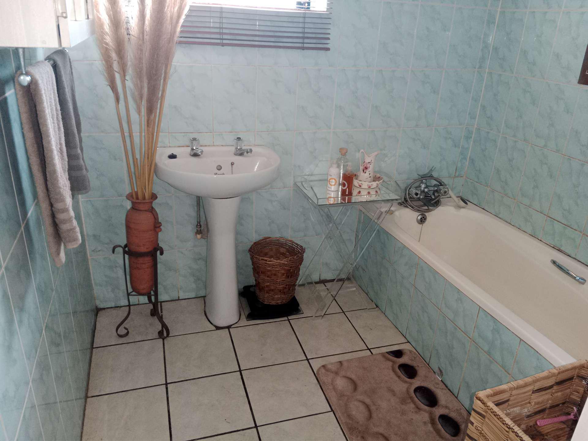 4 Bedroom Property for Sale in Pretoria Gardens Gauteng