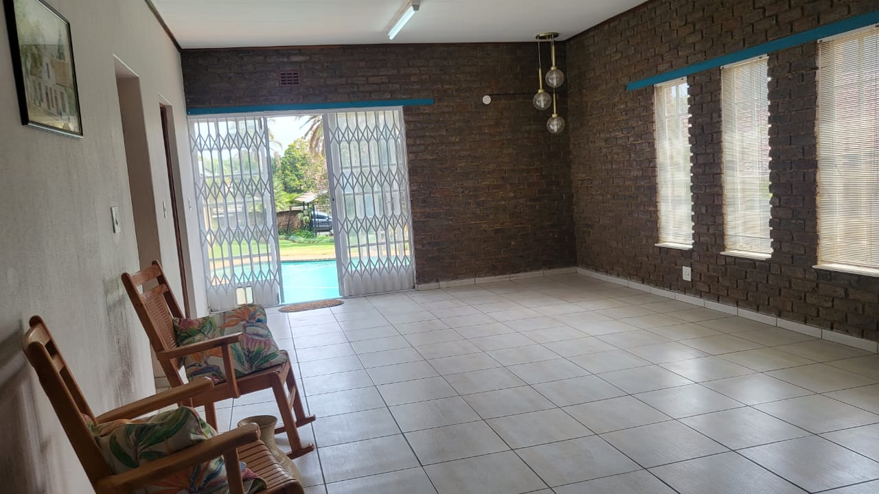 8 Bedroom Property for Sale in Wilro Park Gauteng