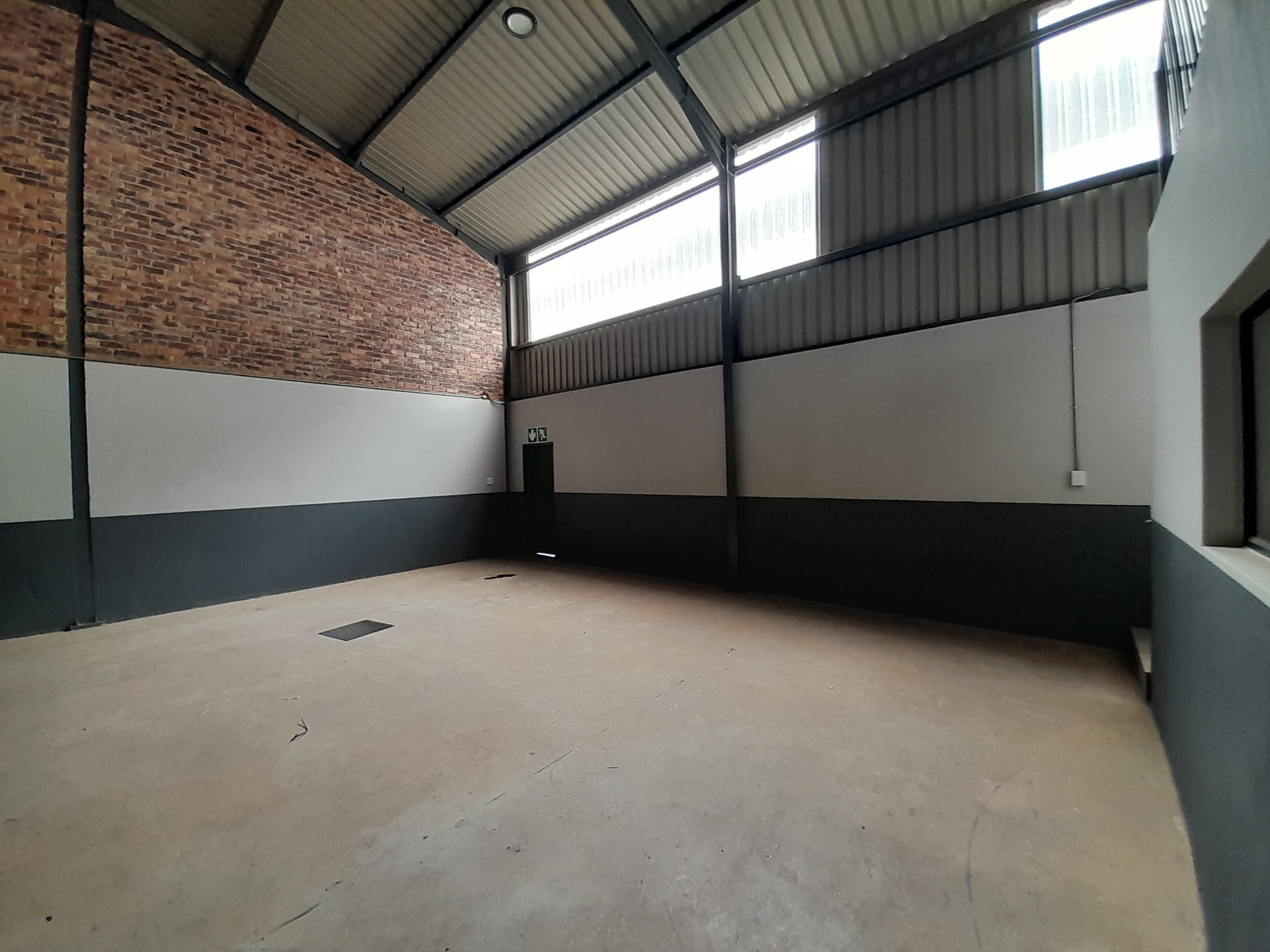 To Let commercial Property for Rent in Halfway House Gauteng