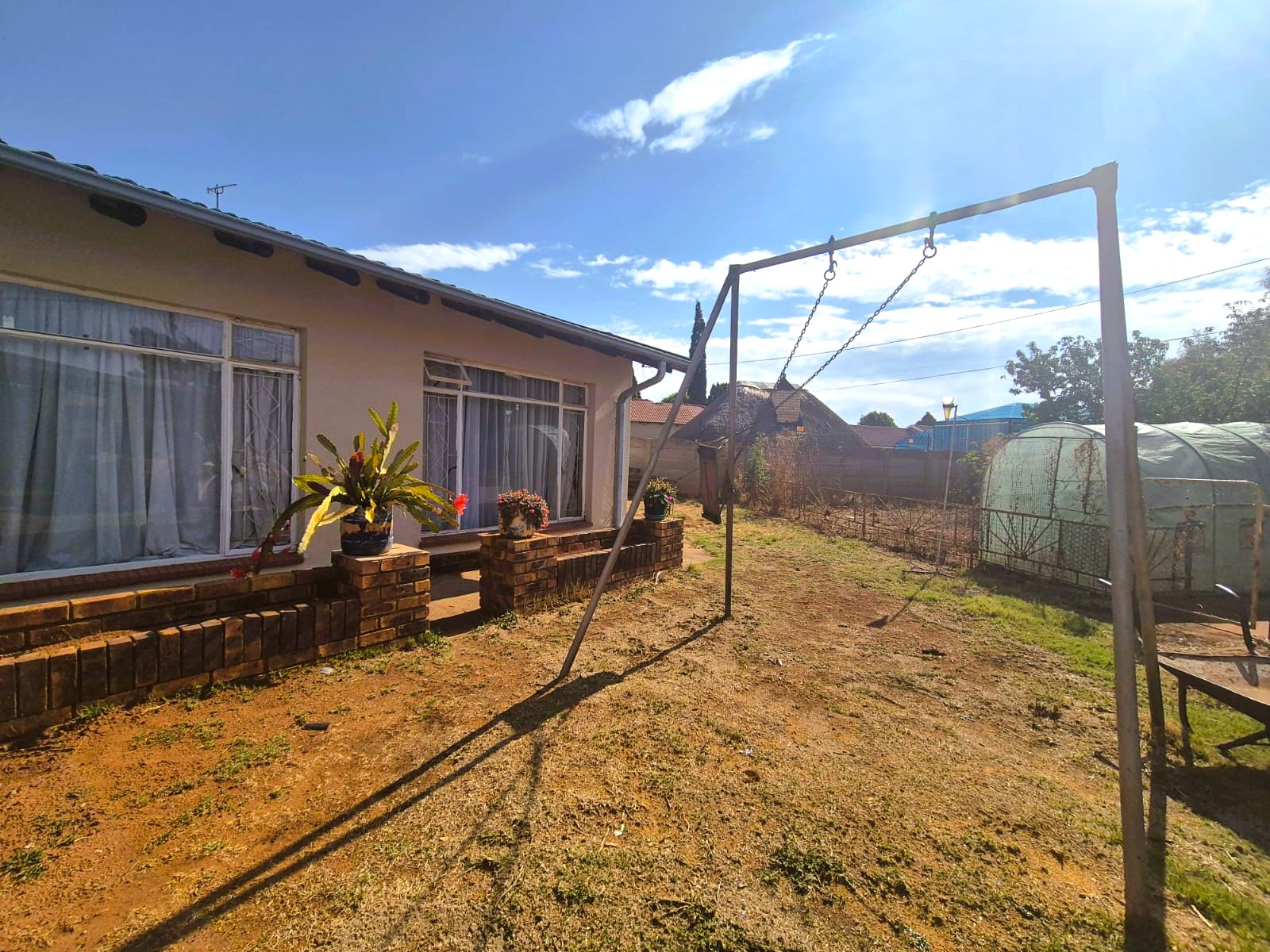 4 Bedroom Property for Sale in Sonland Park Gauteng