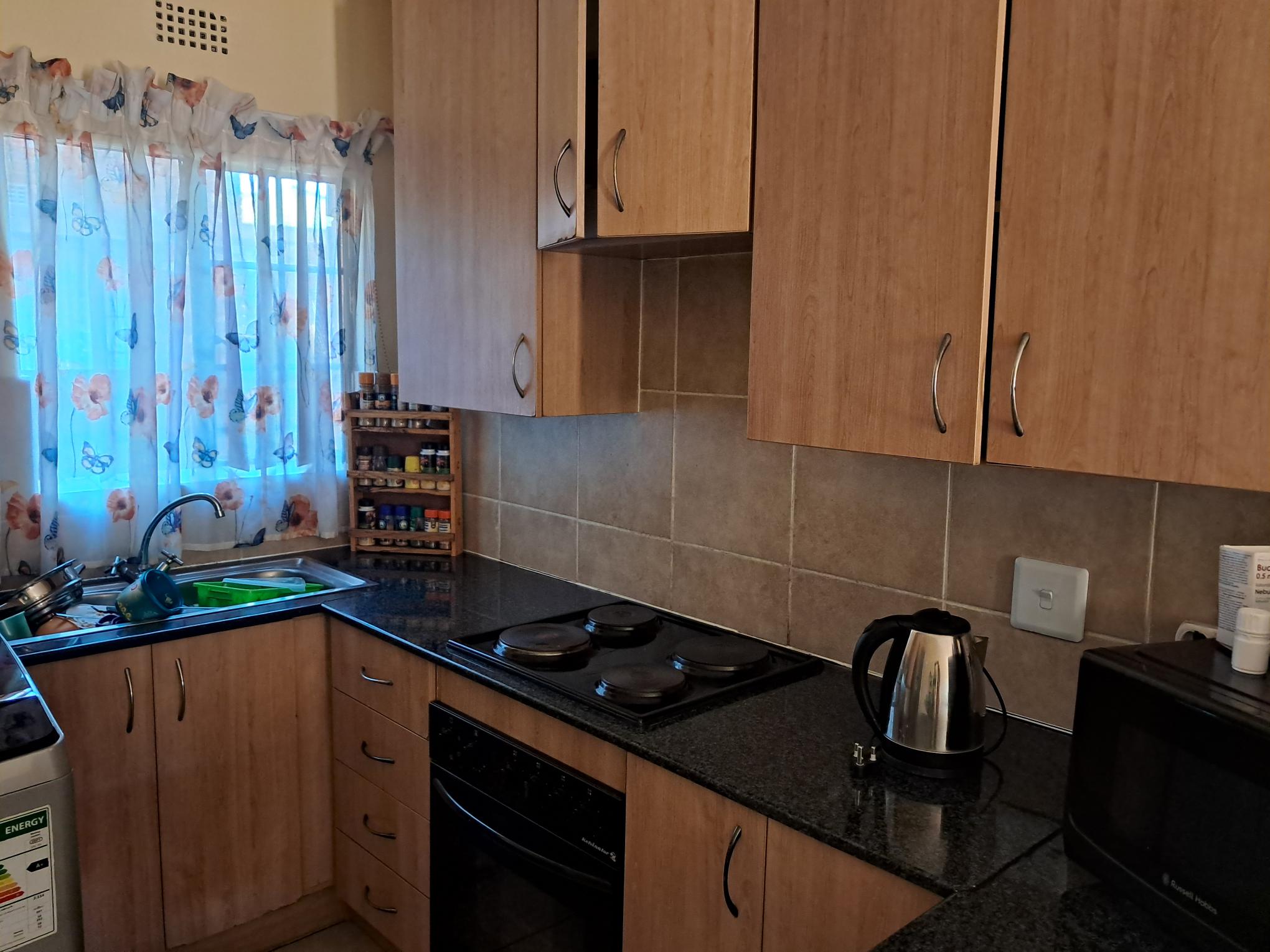 2 Bedroom Property for Sale in Sonneveld Gauteng