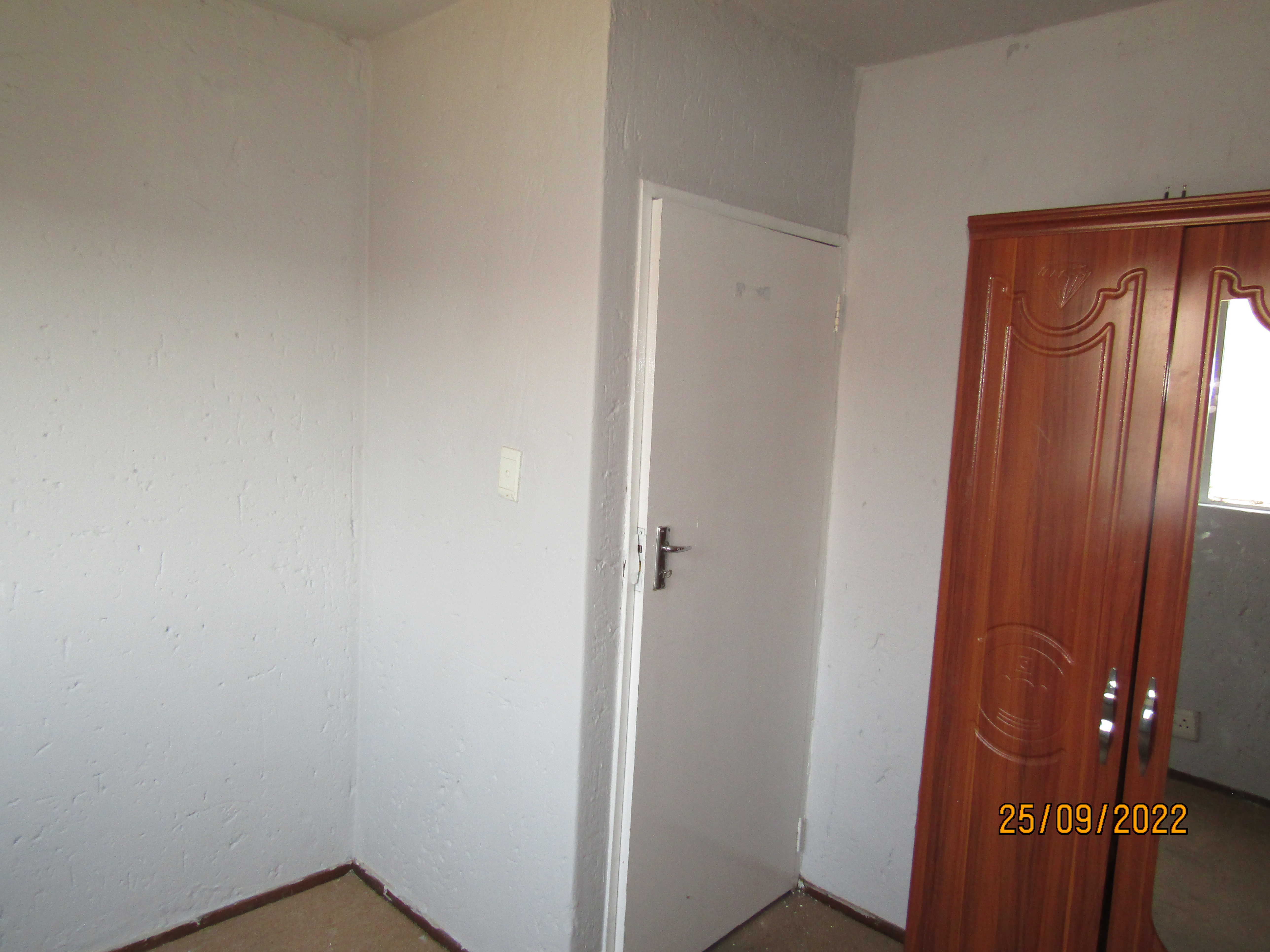 To Let 3 Bedroom Property for Rent in Bramley View Gauteng