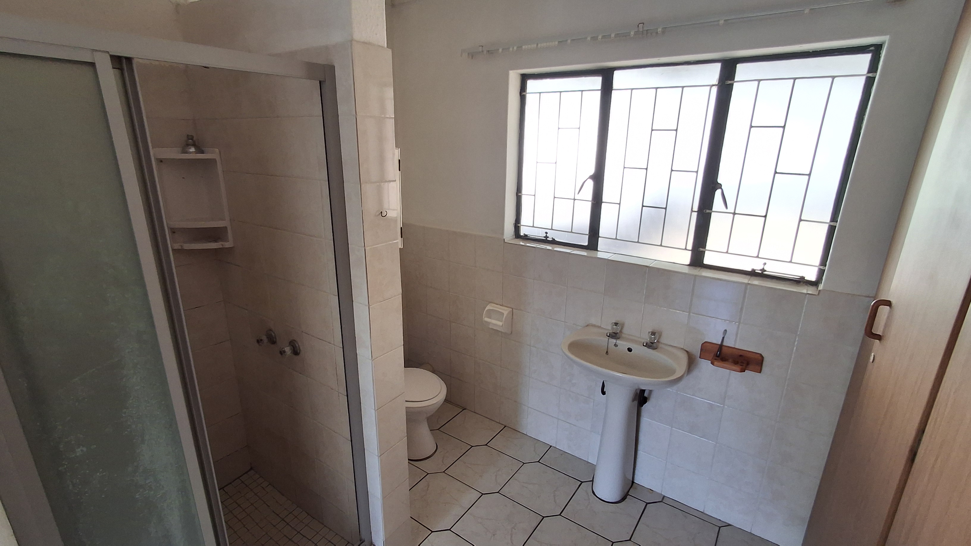 2 Bedroom Property for Sale in The Reeds Gauteng