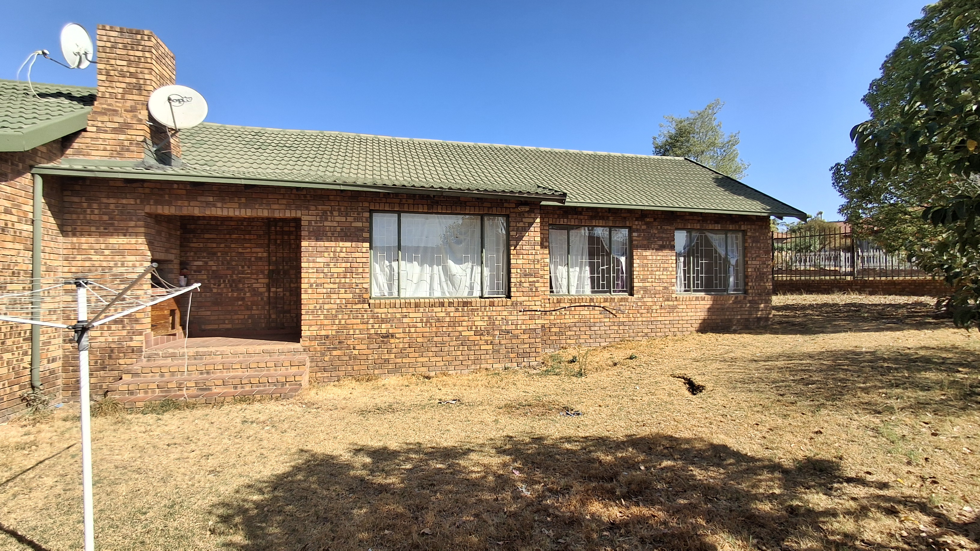 2 Bedroom Property for Sale in The Reeds Gauteng