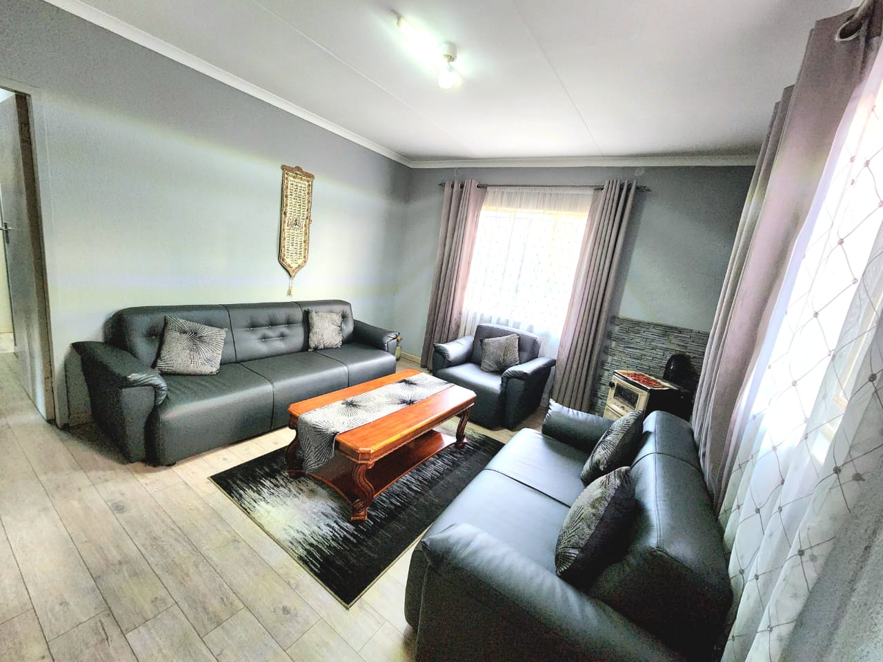 3 Bedroom Property for Sale in Palm Ridge Gauteng