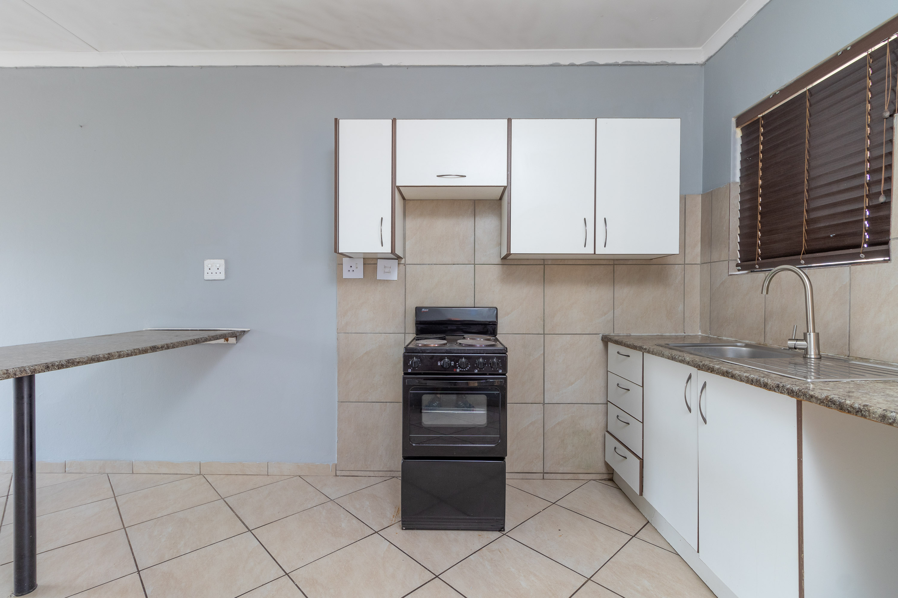 2 Bedroom Property for Sale in Witpoortjie Gauteng