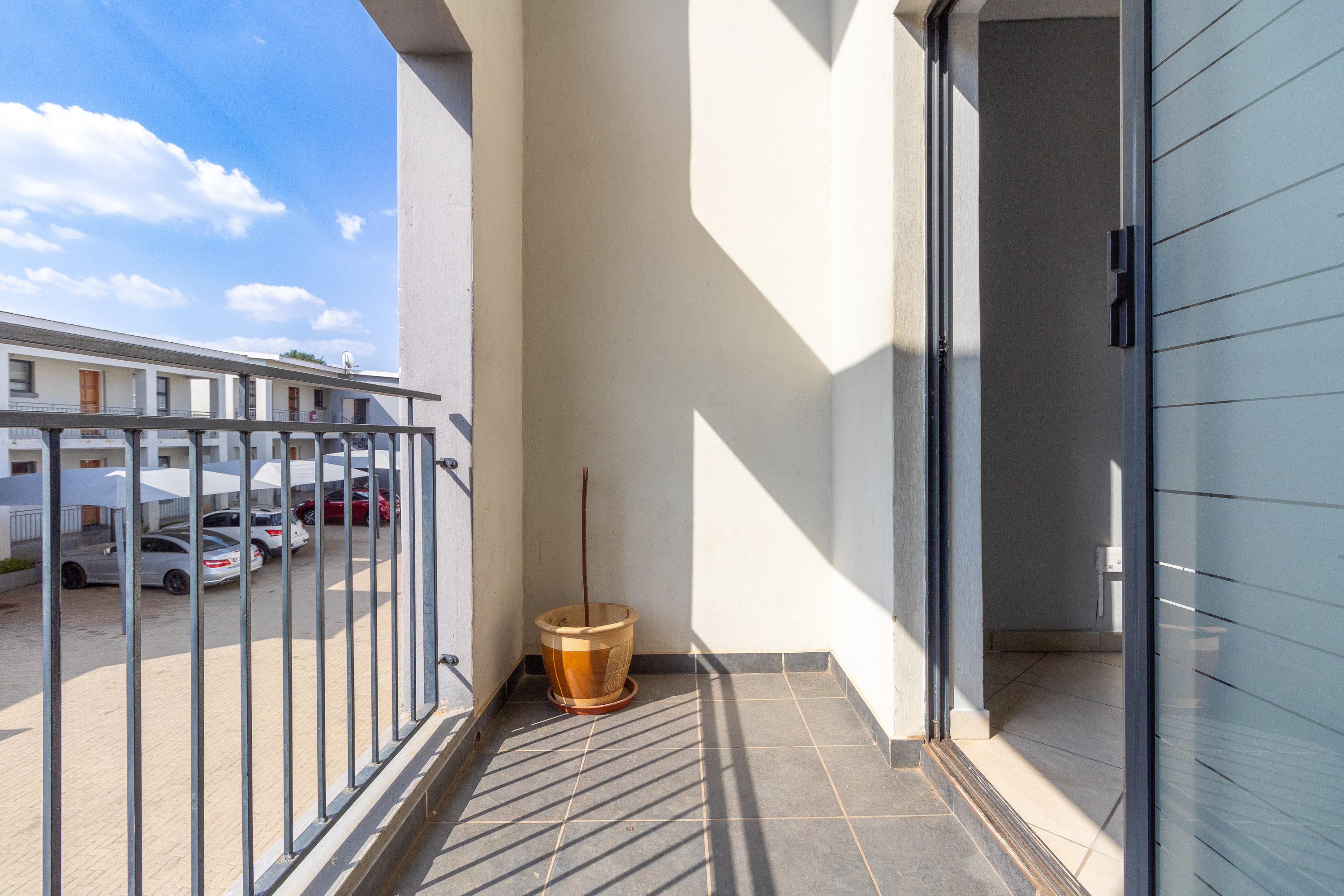 2 Bedroom Property for Sale in Witpoortjie Gauteng