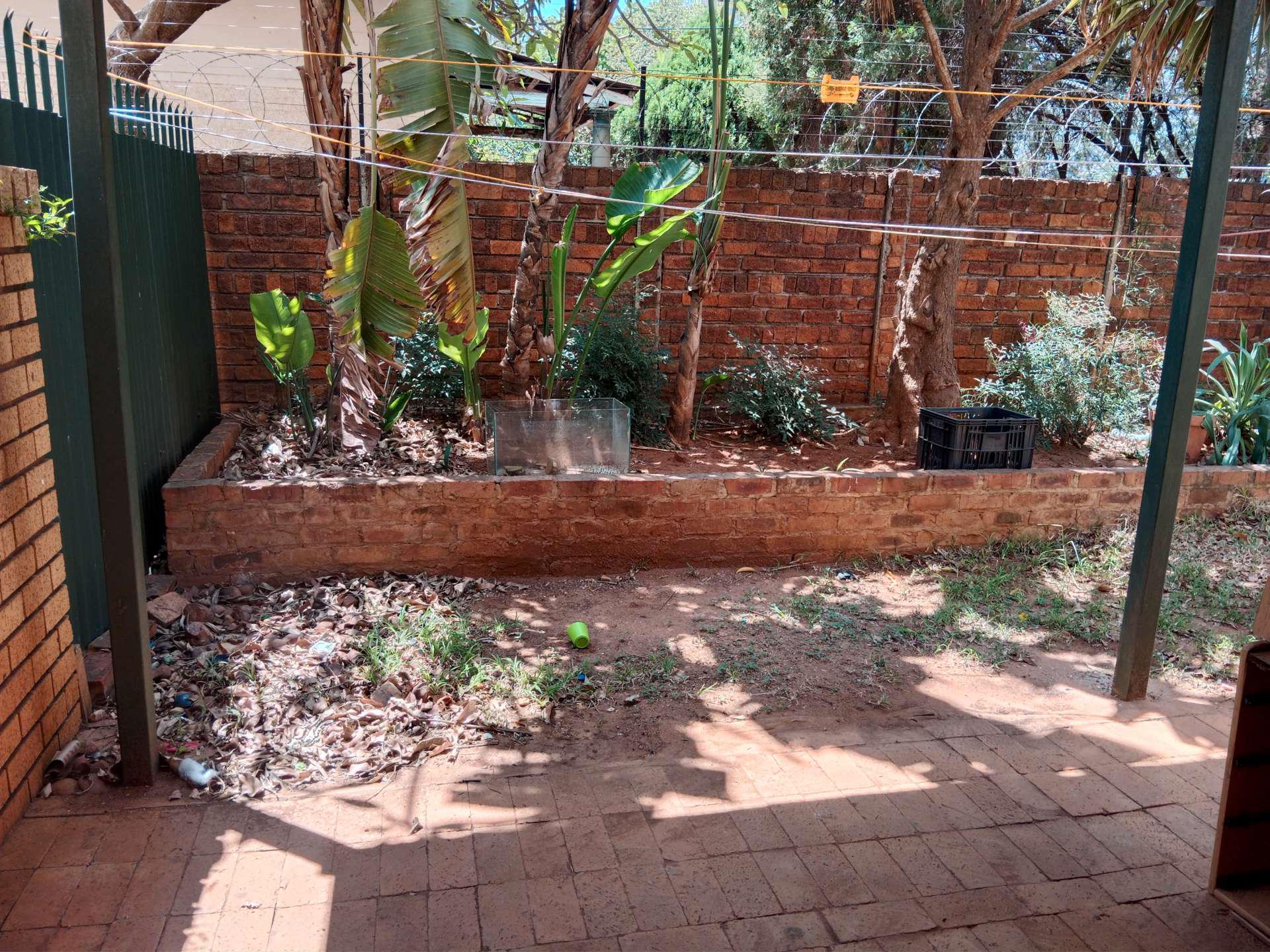 2 Bedroom Property for Sale in Pretoria Gardens Gauteng