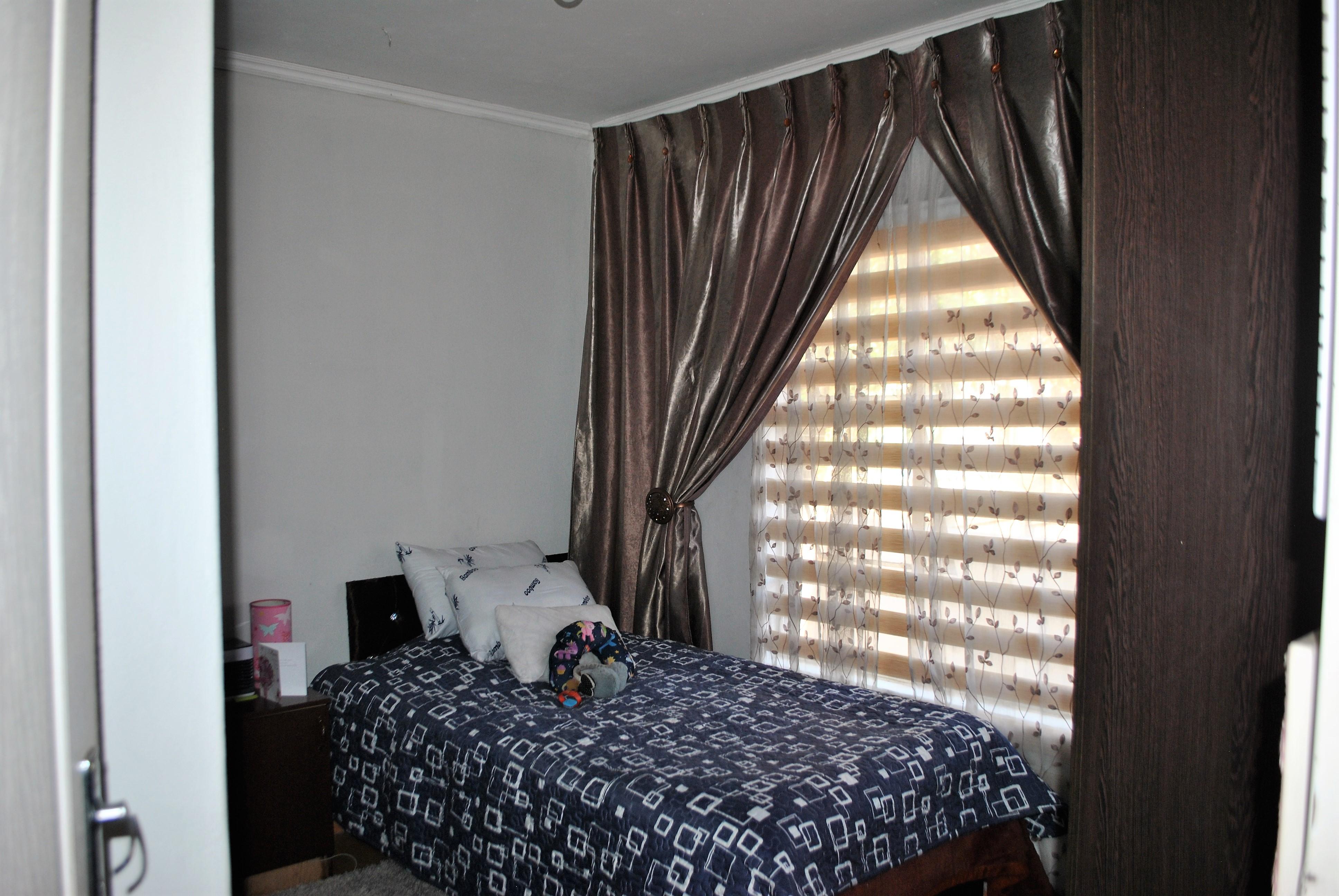 5 Bedroom Property for Sale in Halfway Gardens Gauteng