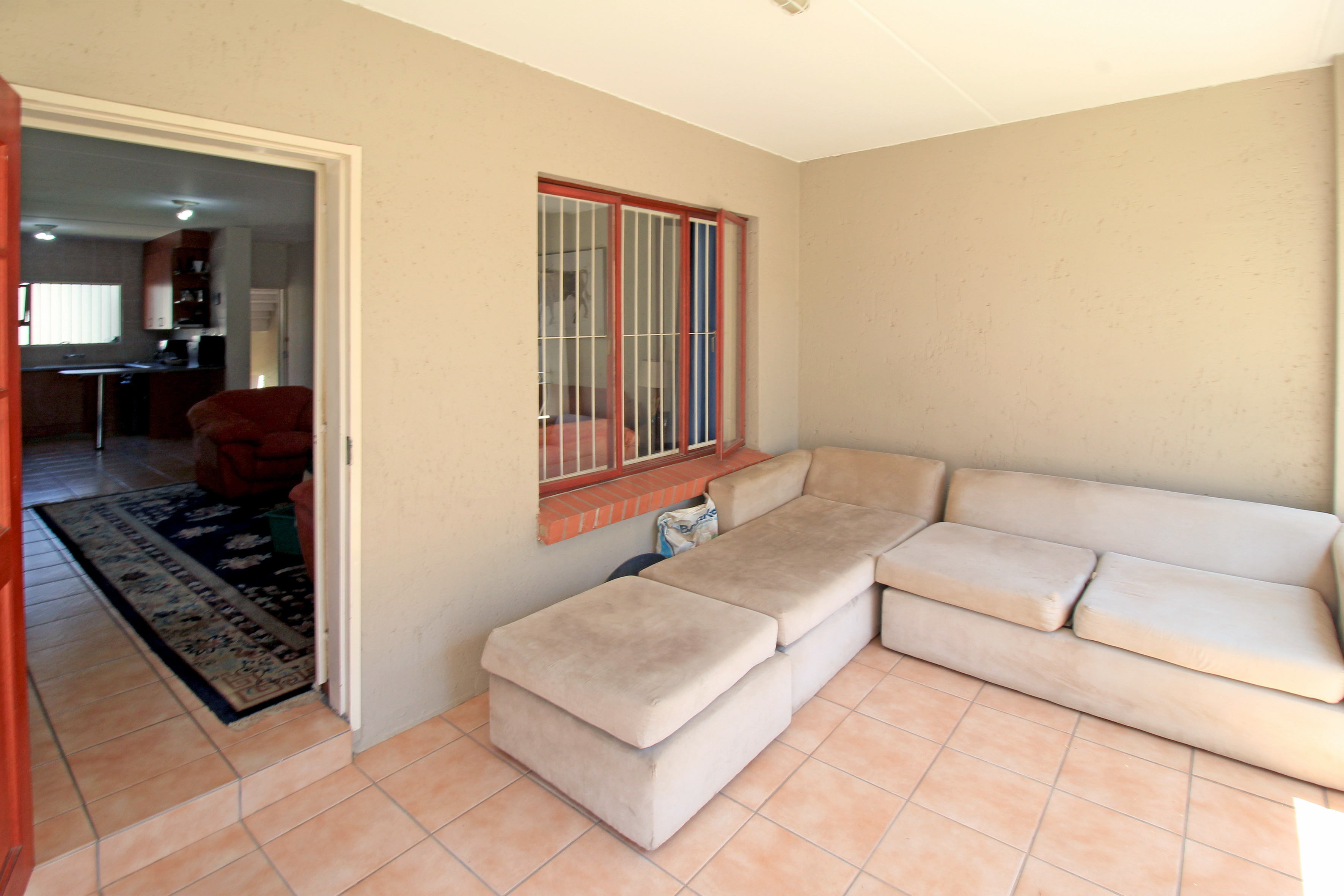 2 Bedroom Property for Sale in Sunninghill Gauteng