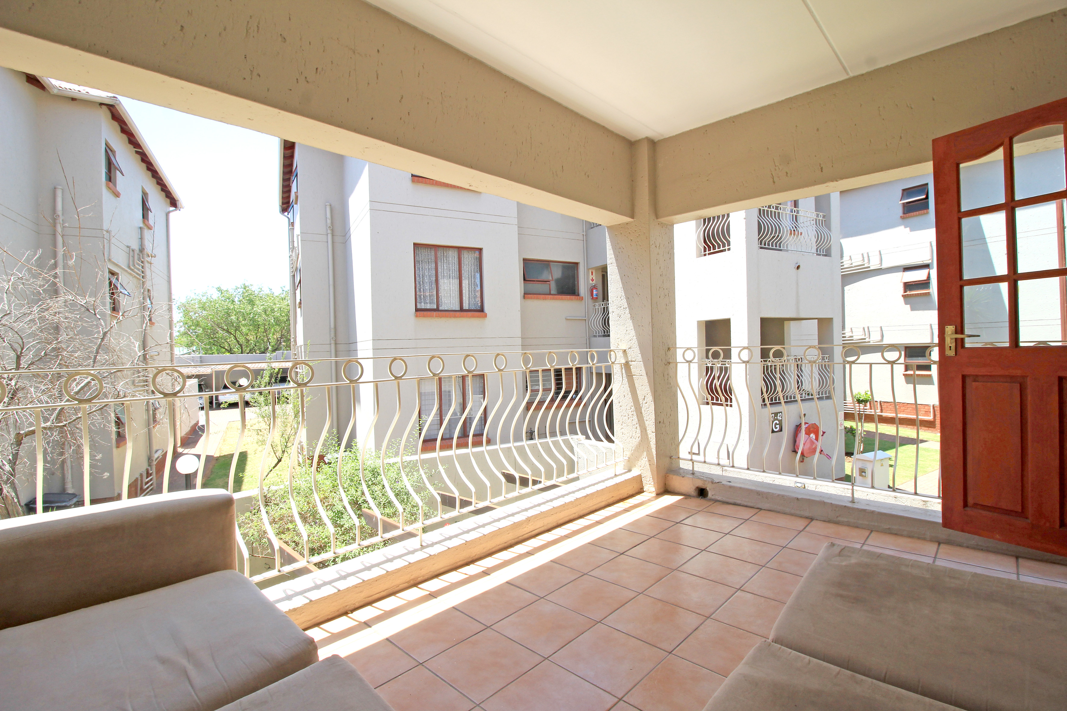 2 Bedroom Property for Sale in Sunninghill Gauteng