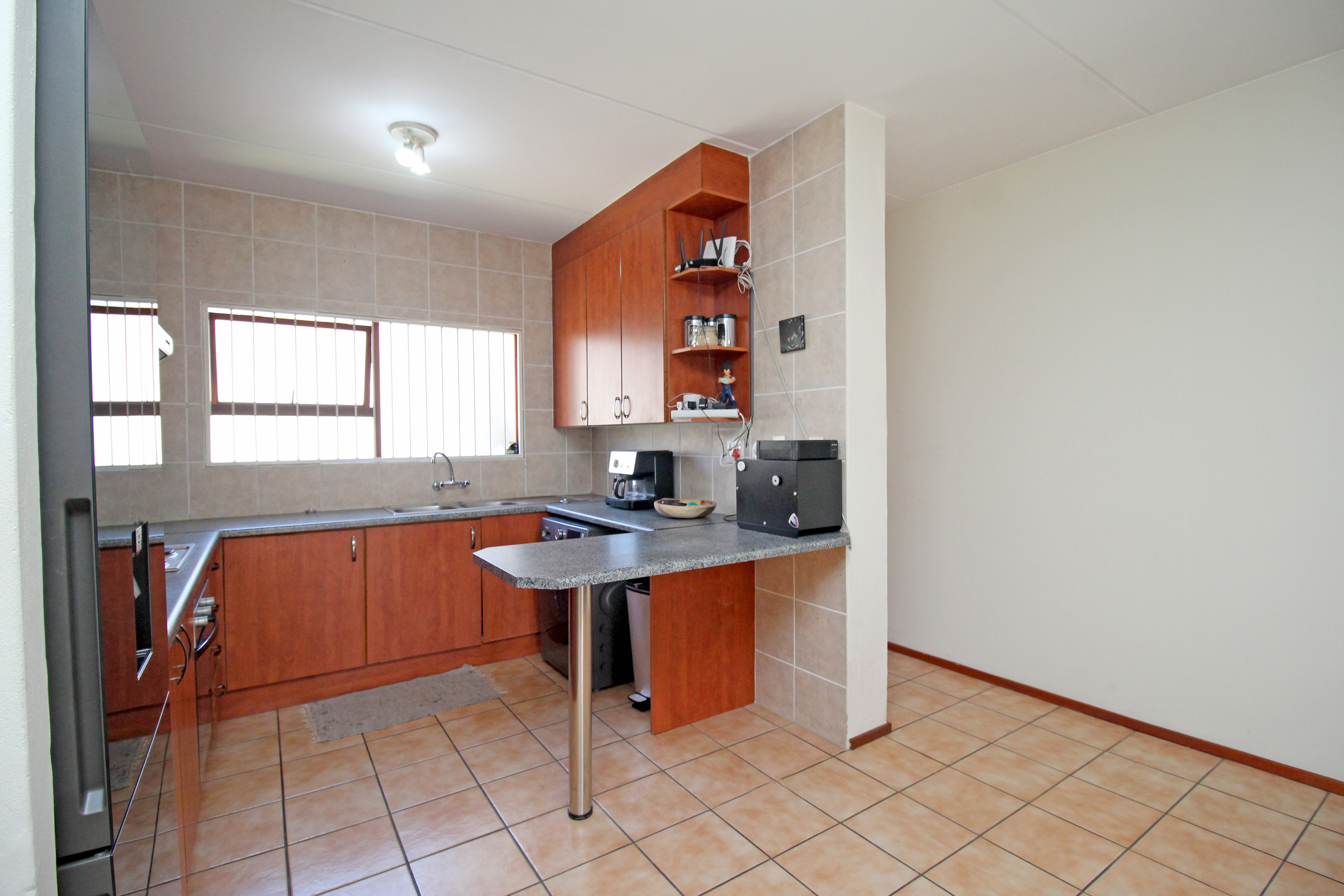 2 Bedroom Property for Sale in Sunninghill Gauteng