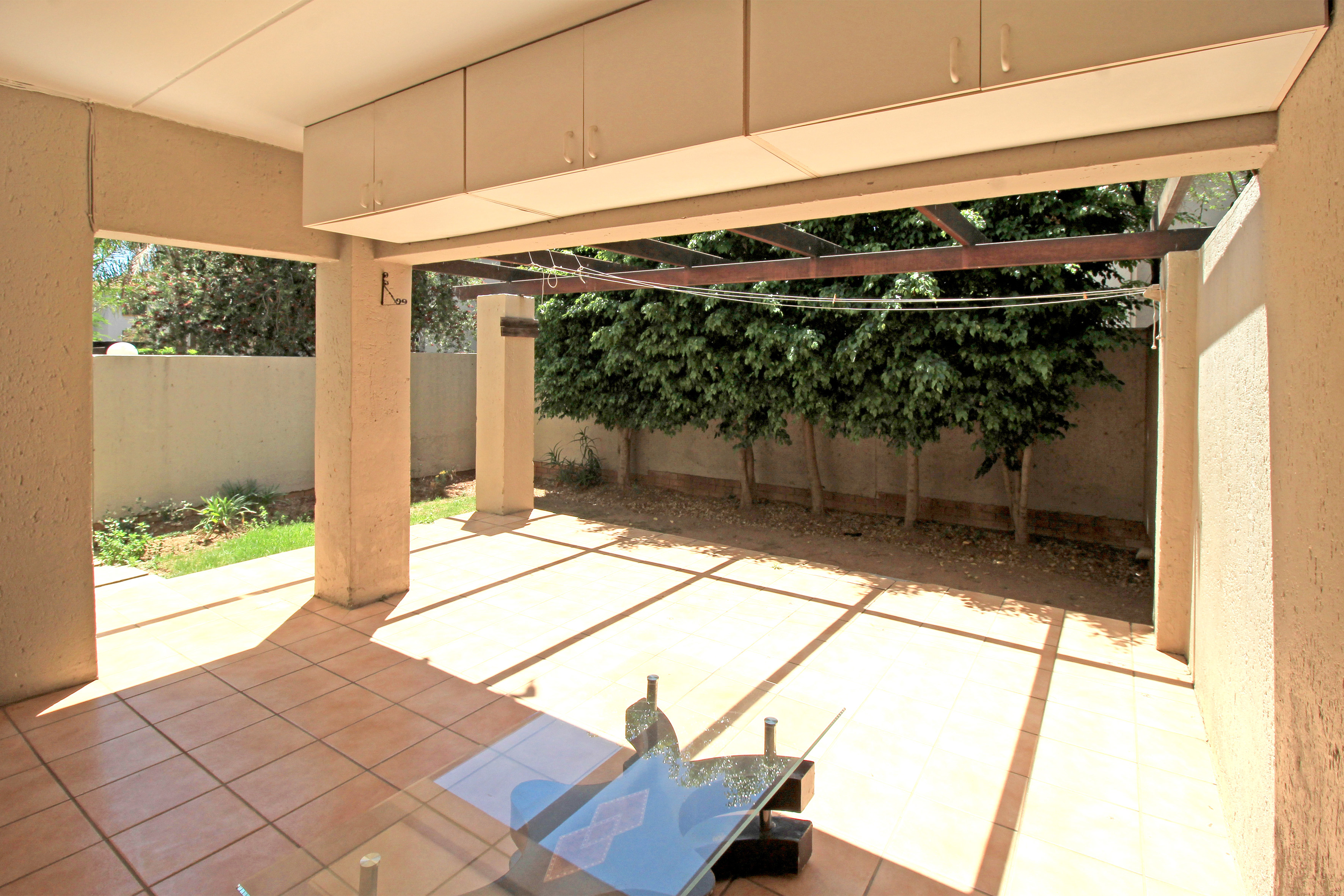 2 Bedroom Property for Sale in Sunninghill Gauteng