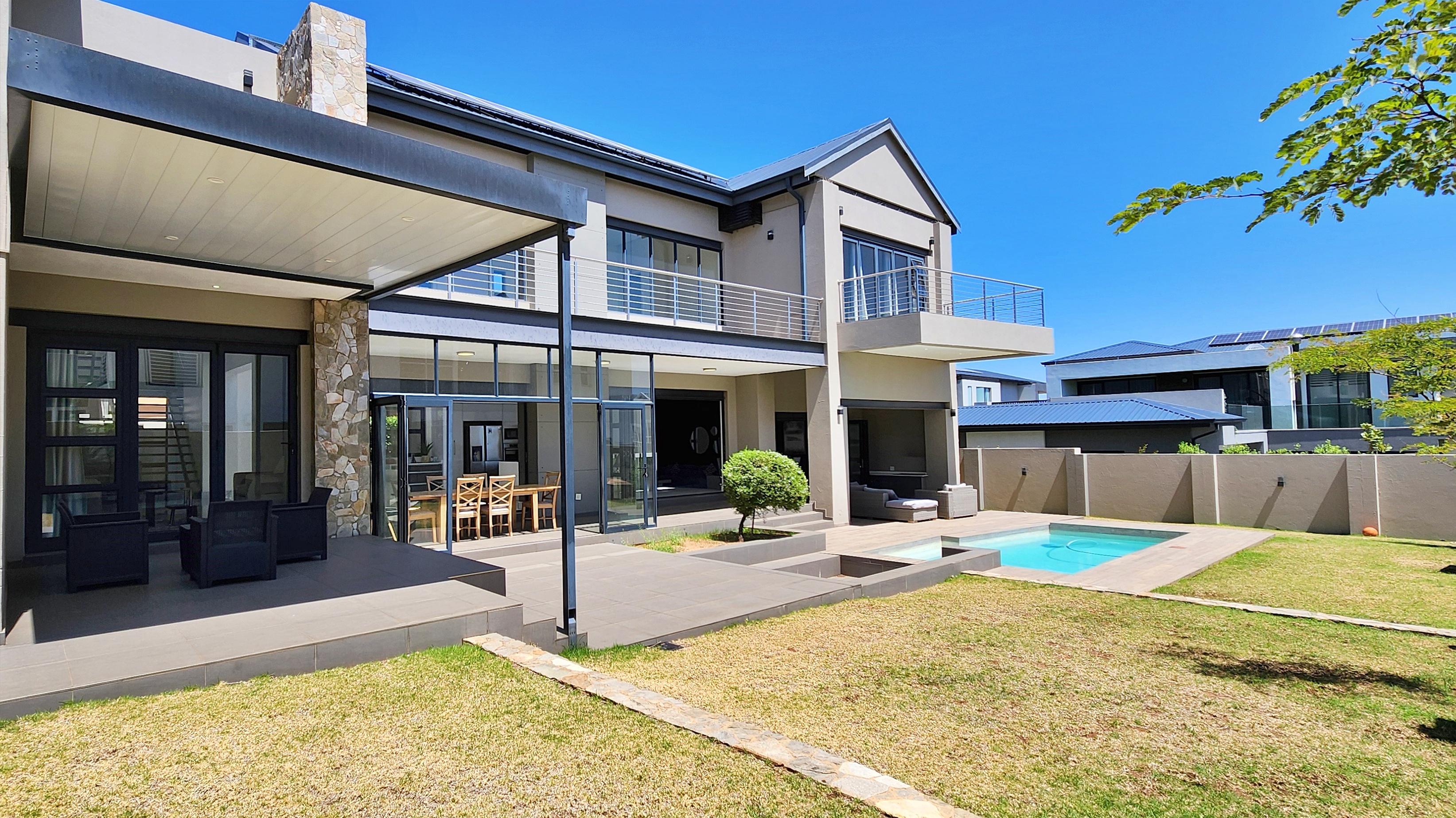 5 Bedroom Property for Sale in Waterfall Country Estate Gauteng