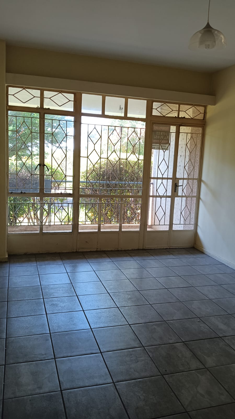 To Let 2 Bedroom Property for Rent in Monument Gauteng