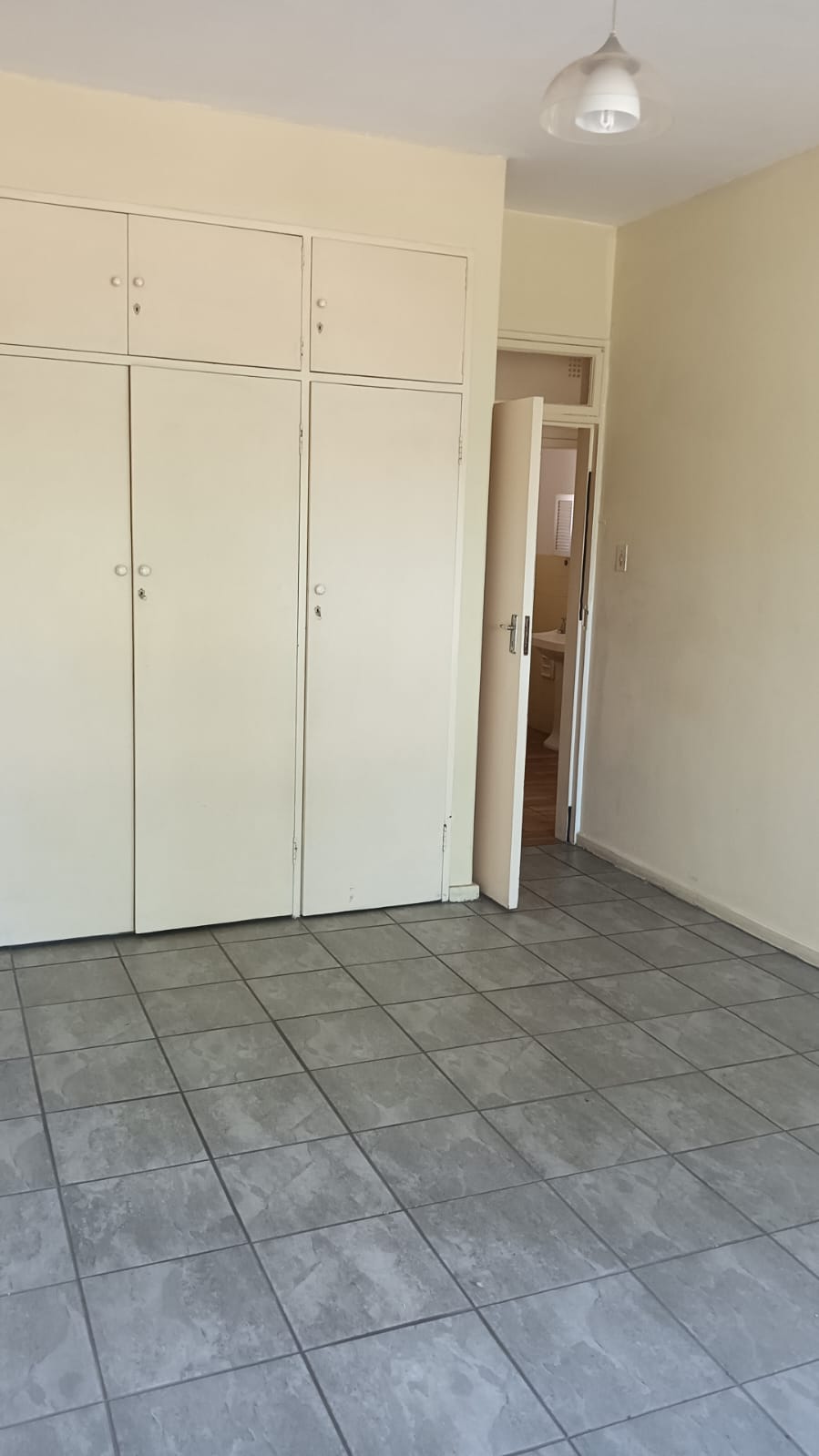 To Let 2 Bedroom Property for Rent in Monument Gauteng