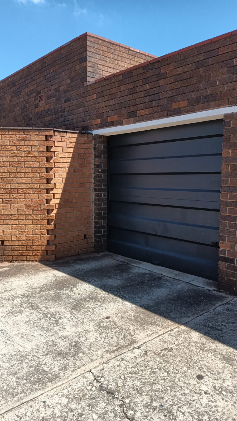 To Let 2 Bedroom Property for Rent in Monument Gauteng