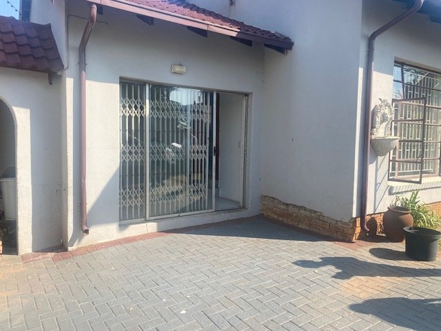 3 Bedroom Property for Sale in Newlands Gauteng