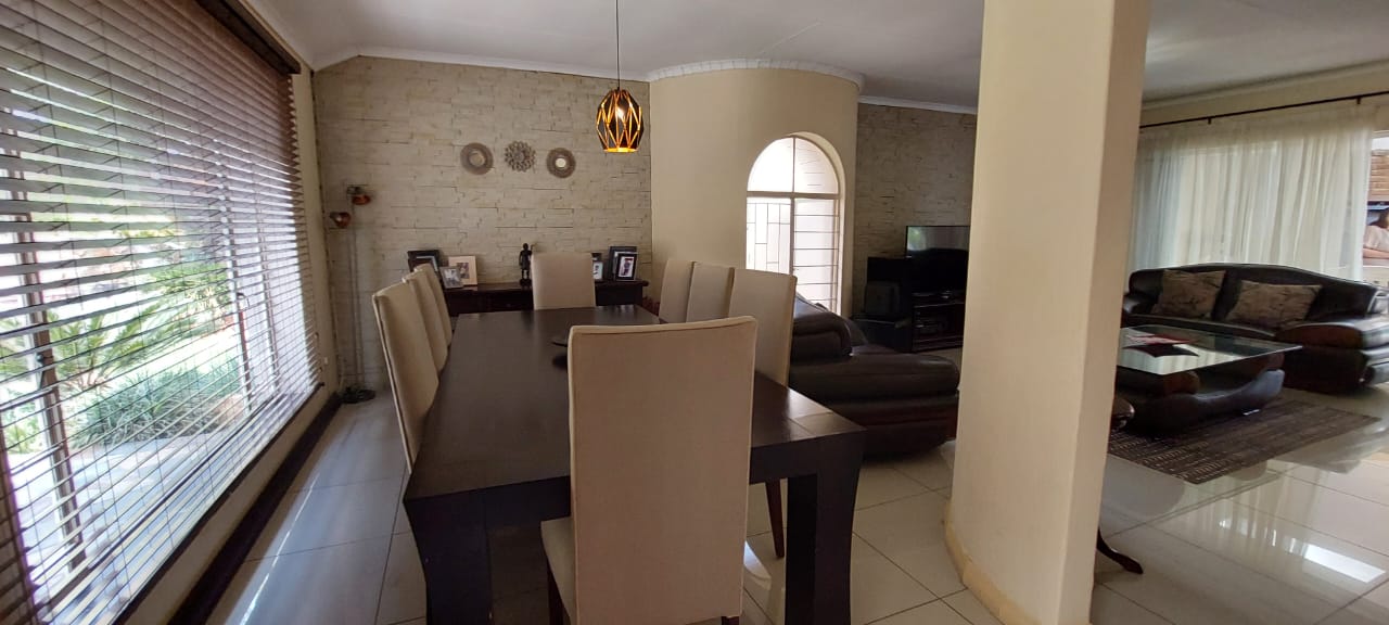 3 Bedroom Property for Sale in Weltevreden Park Gauteng