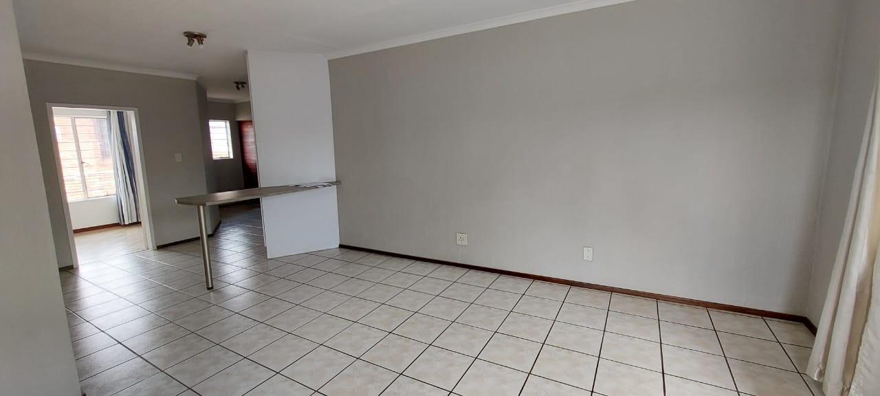 2 Bedroom Property for Sale in Wilgeheuwel Gauteng