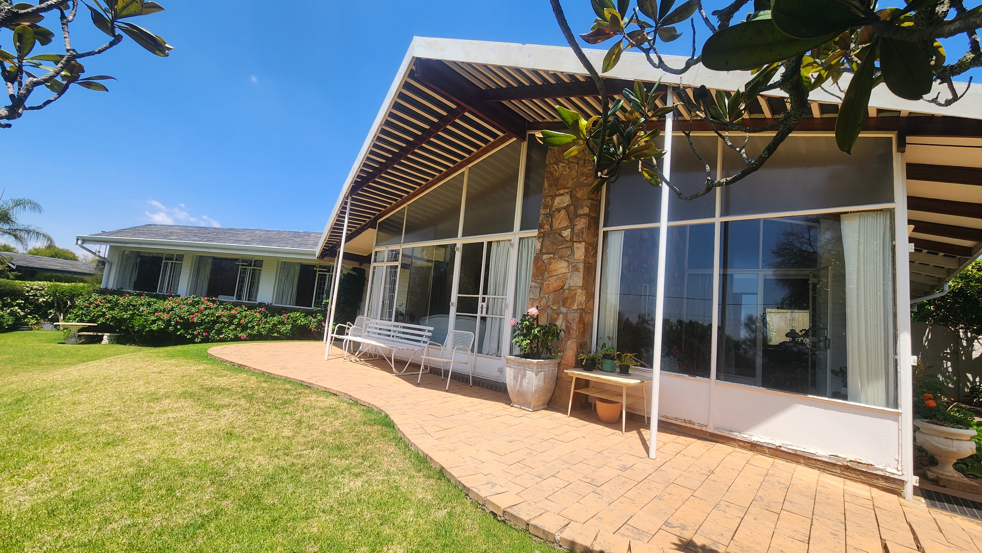 5 Bedroom Property for Sale in Constantia Kloof Gauteng