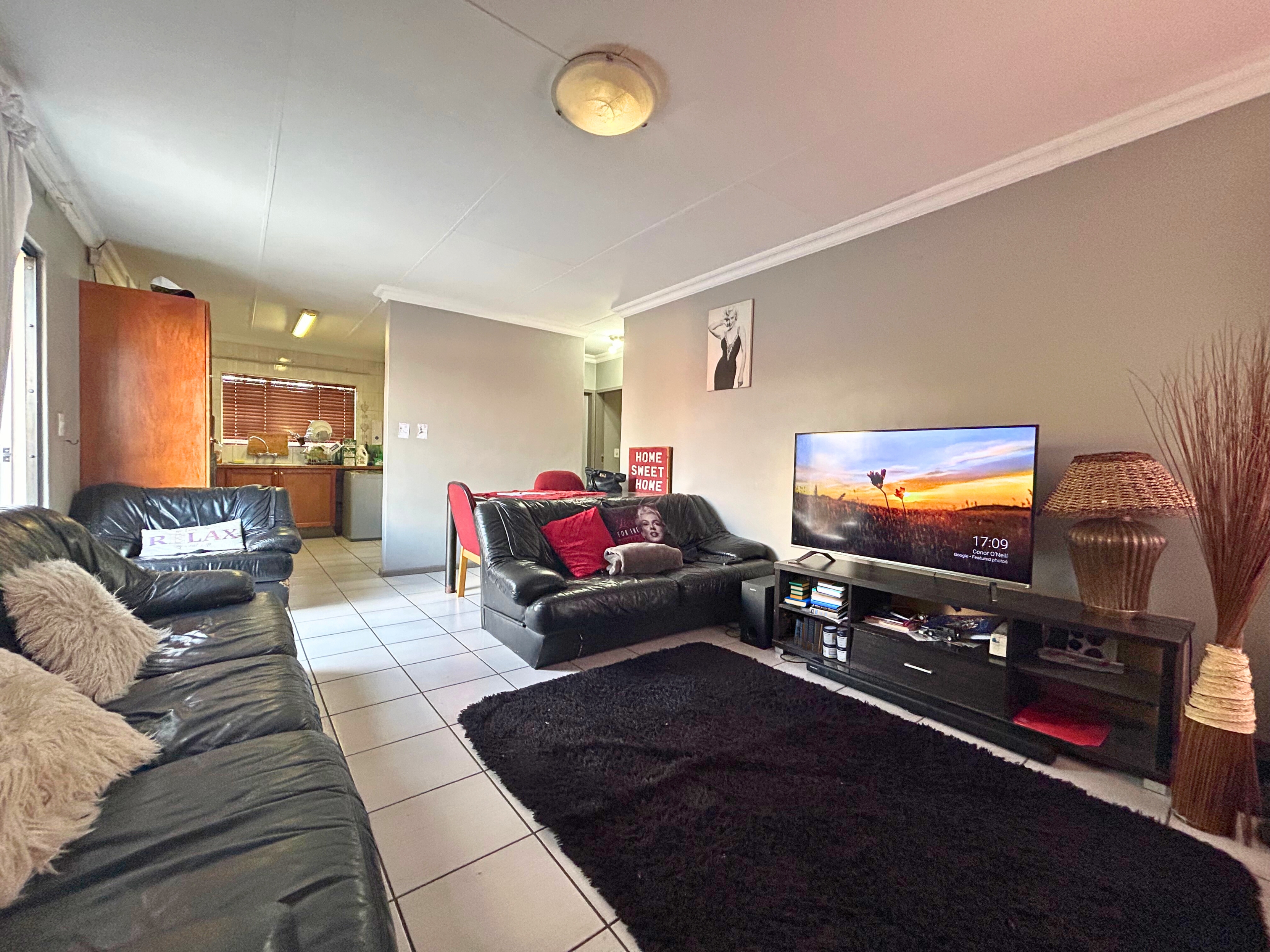 2 Bedroom Property for Sale in Highveld Gauteng