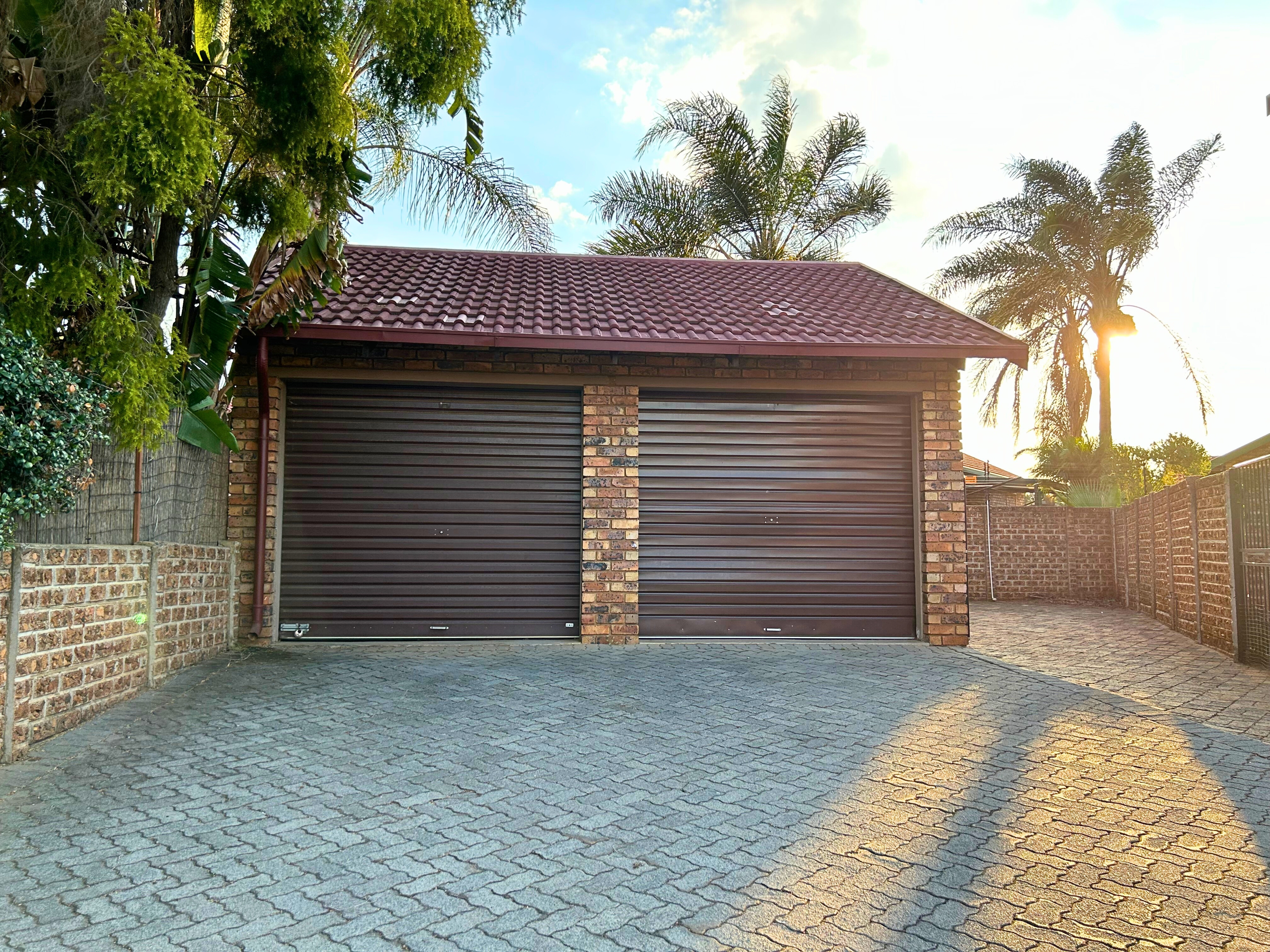 2 Bedroom Property for Sale in Highveld Gauteng