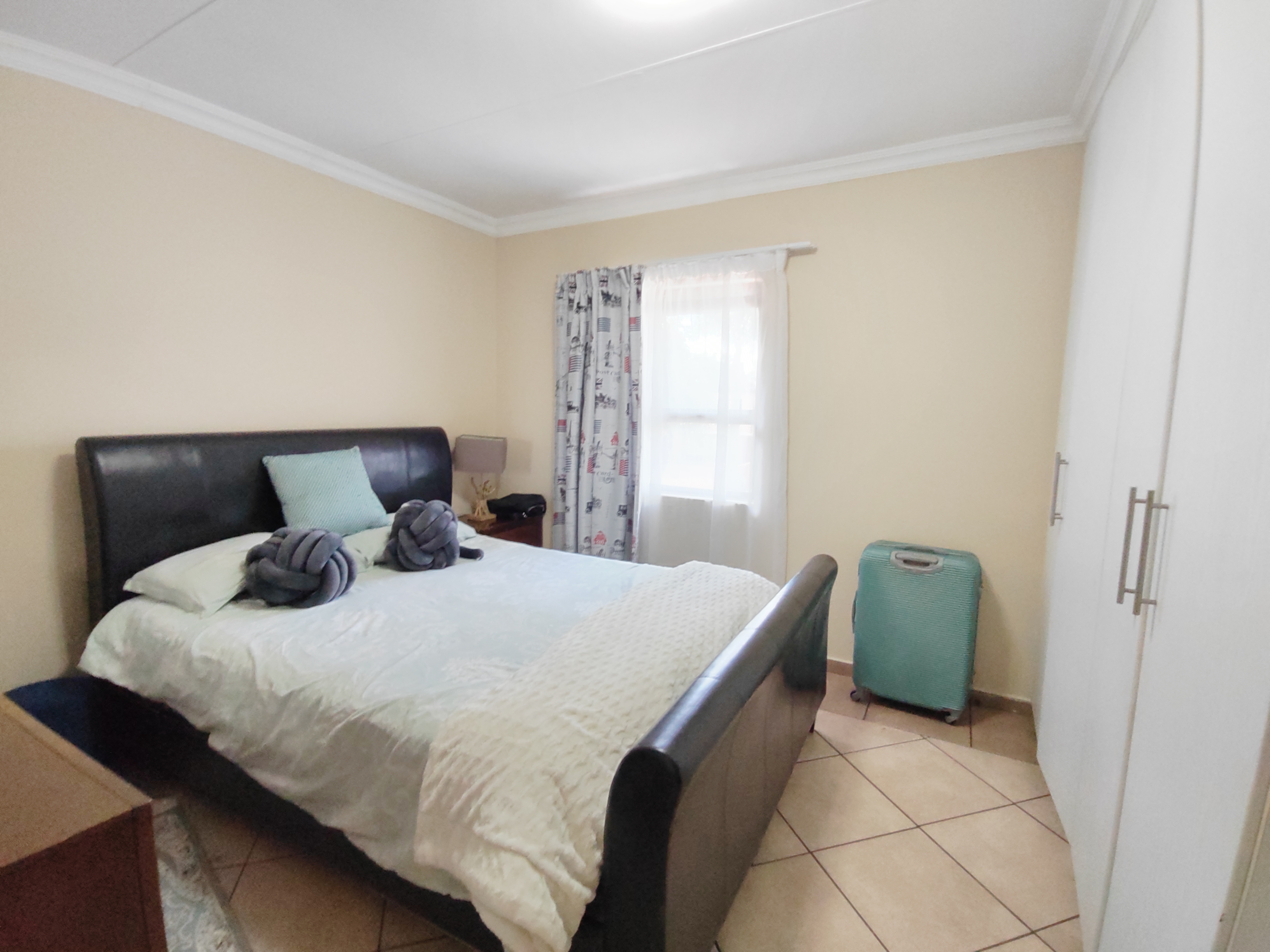 To Let 6 Bedroom Property for Rent in Montana Park Gauteng