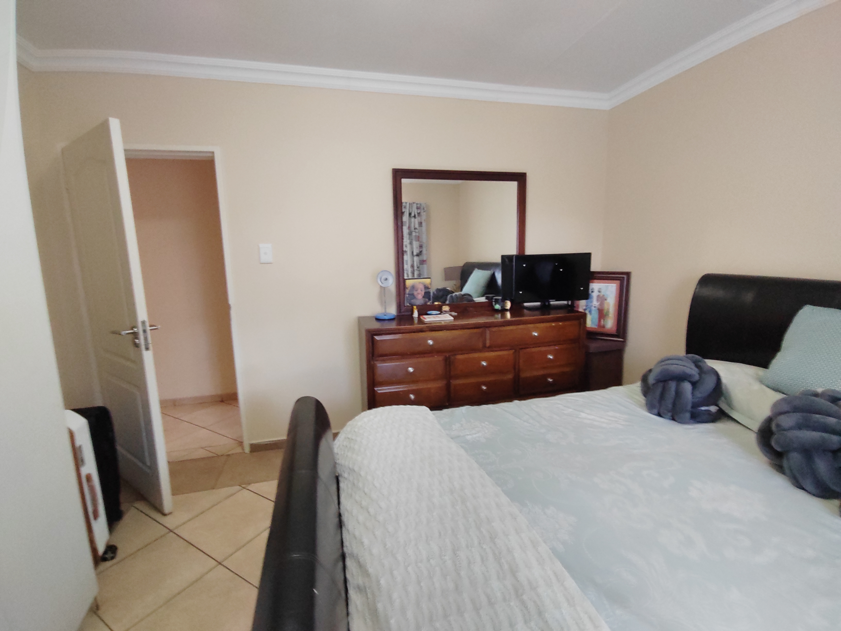 To Let 6 Bedroom Property for Rent in Montana Park Gauteng