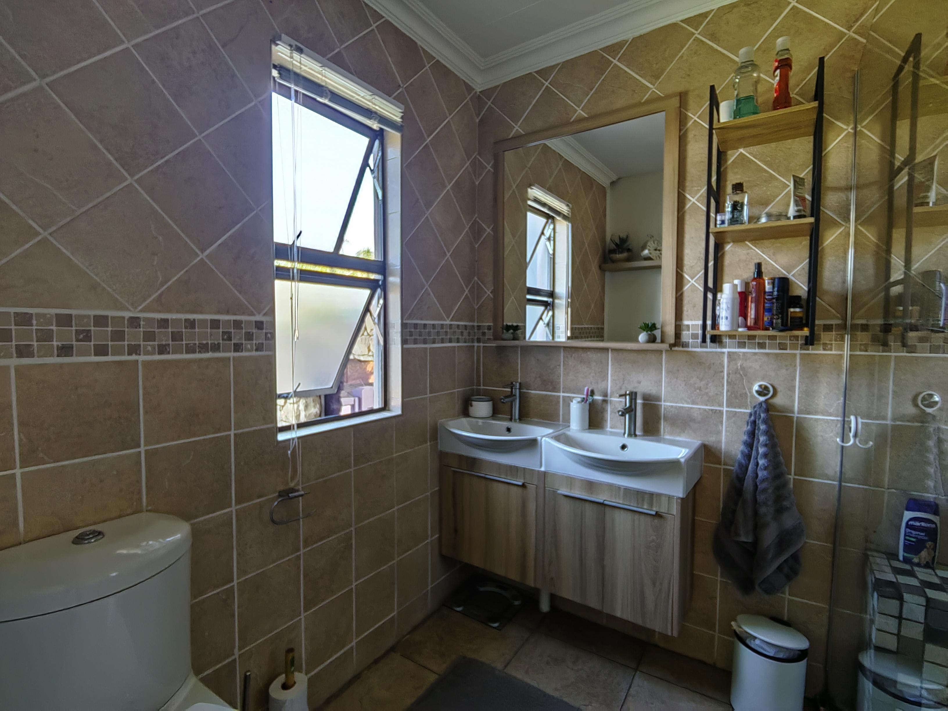 To Let 6 Bedroom Property for Rent in Montana Gauteng