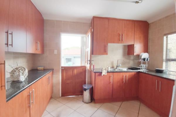 To Let 6 Bedroom Property for Rent in Montana Park Gauteng