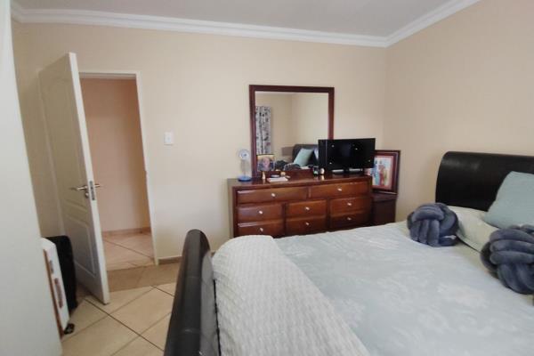 To Let 6 Bedroom Property for Rent in Montana Park Gauteng