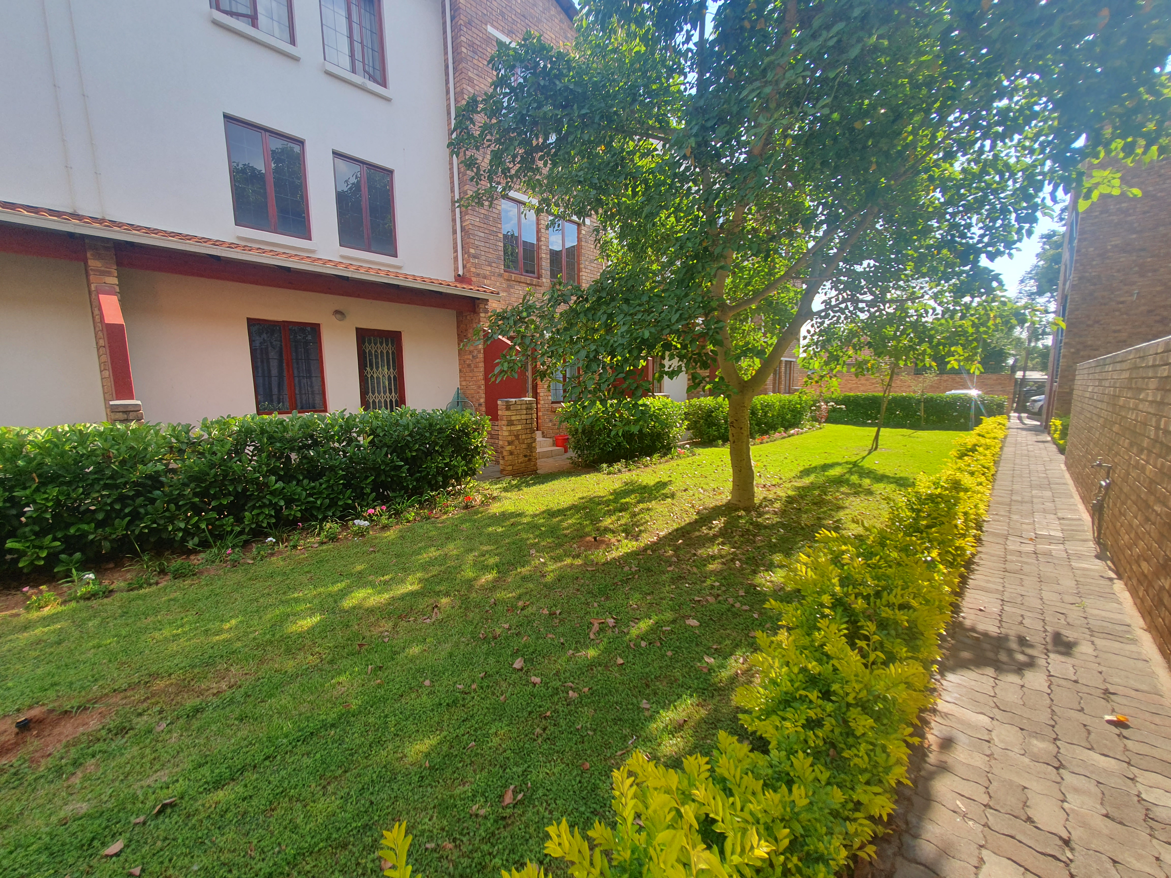 1 Bedroom Property for Sale in Montana Gauteng