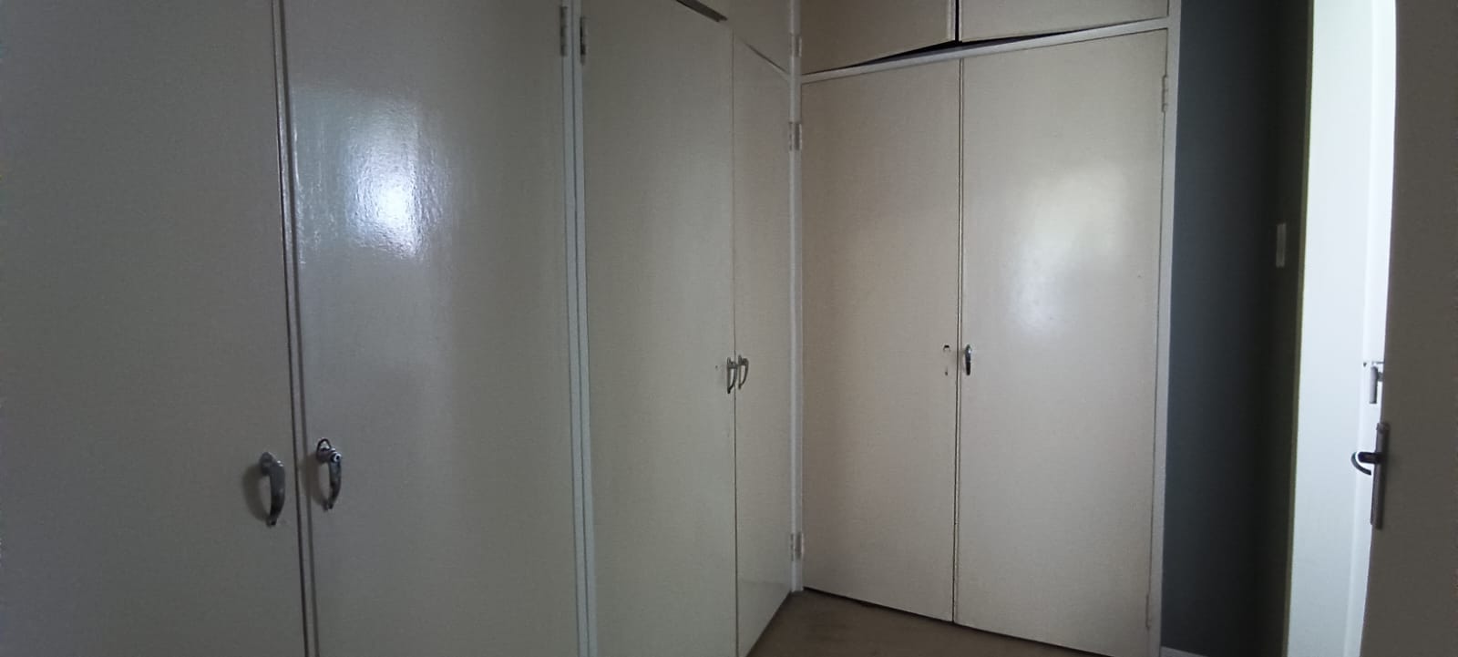 3 Bedroom Property for Sale in South Crest Gauteng