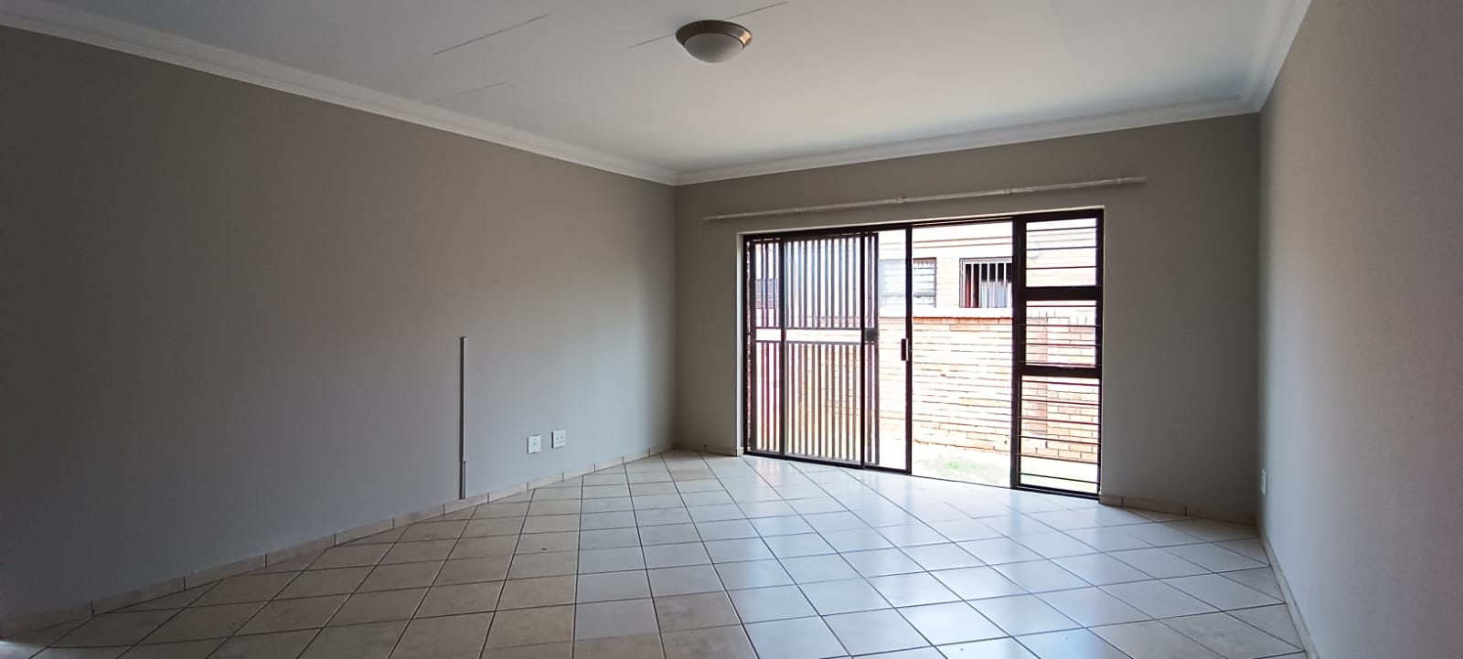 2 Bedroom Property for Sale in New Market Gauteng