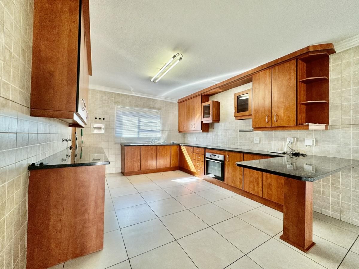 2 Bedroom Property for Sale in New Market Gauteng