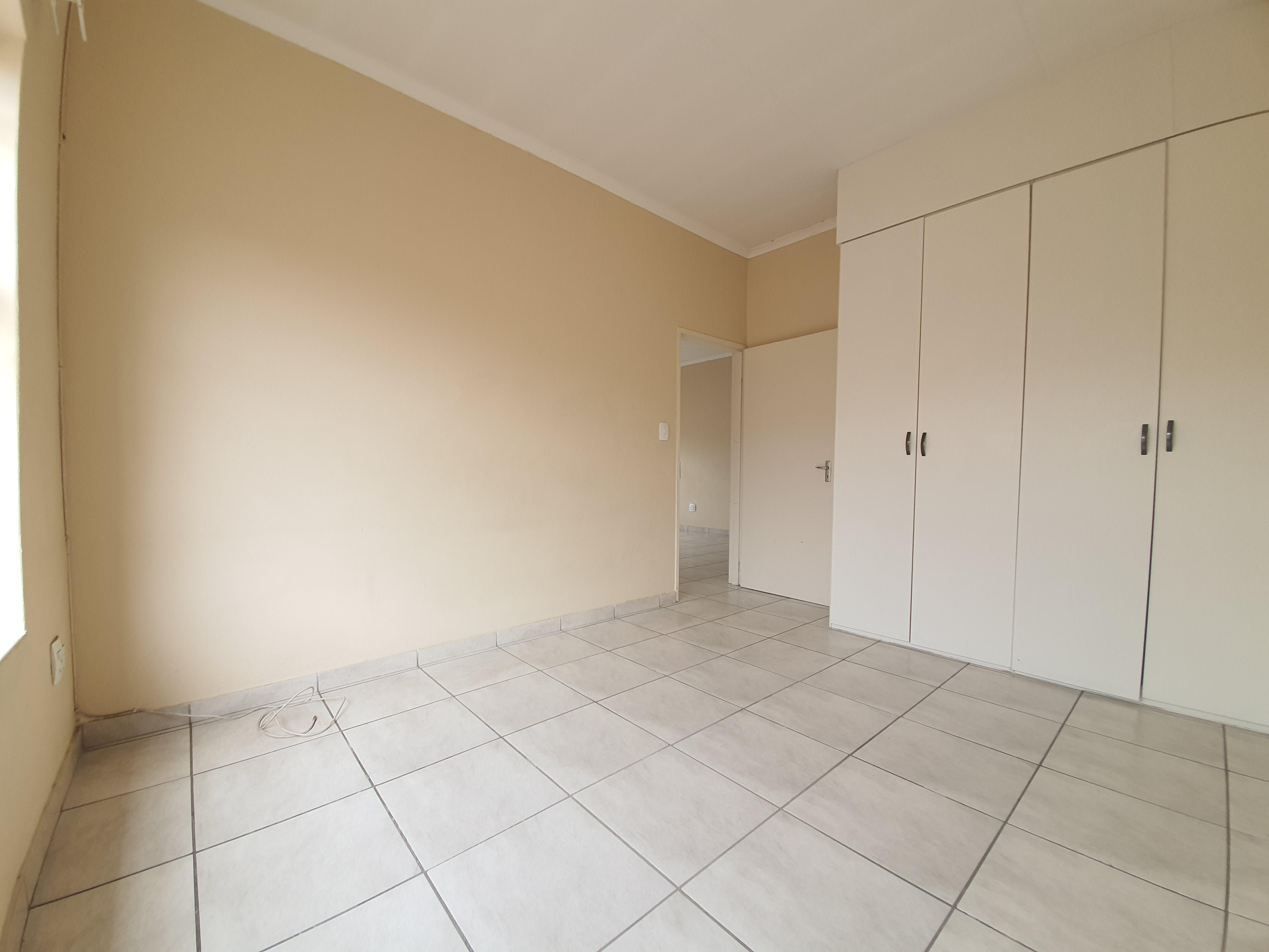 To Let 2 Bedroom Property for Rent in Radiokop Gauteng