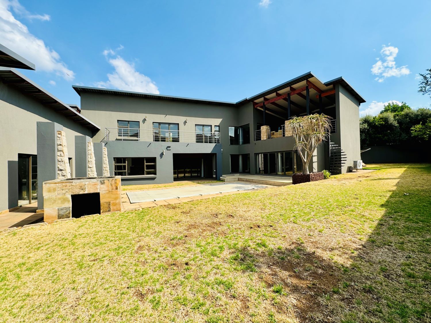 4 Bedroom Property for Sale in Midstream Estate Gauteng