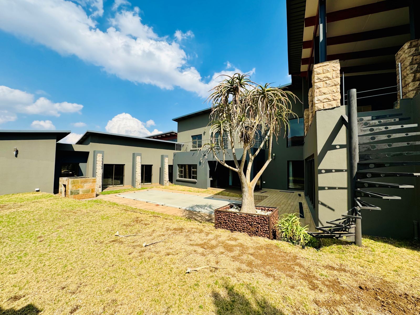 4 Bedroom Property for Sale in Midstream Estate Gauteng