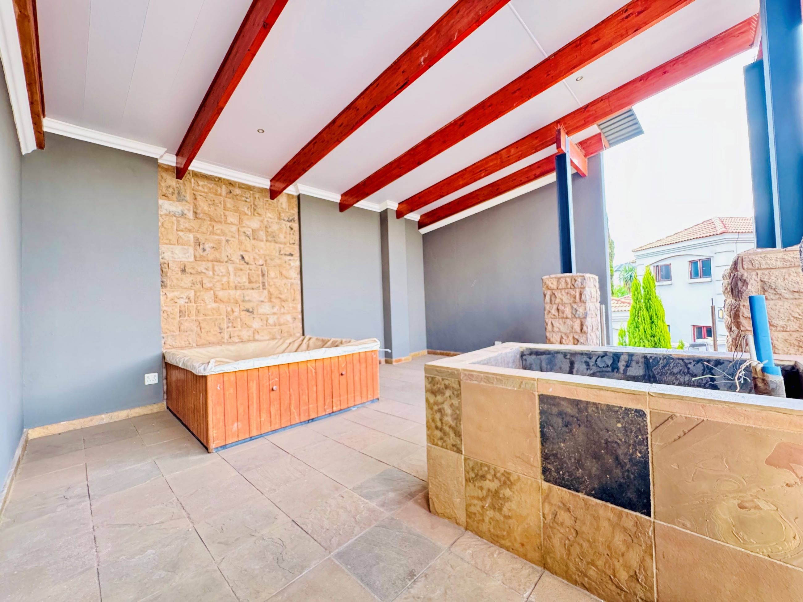 4 Bedroom Property for Sale in Midstream Estate Gauteng