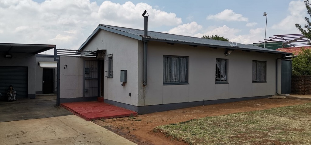 3 Bedroom Property for Sale in Palm Ridge Gauteng