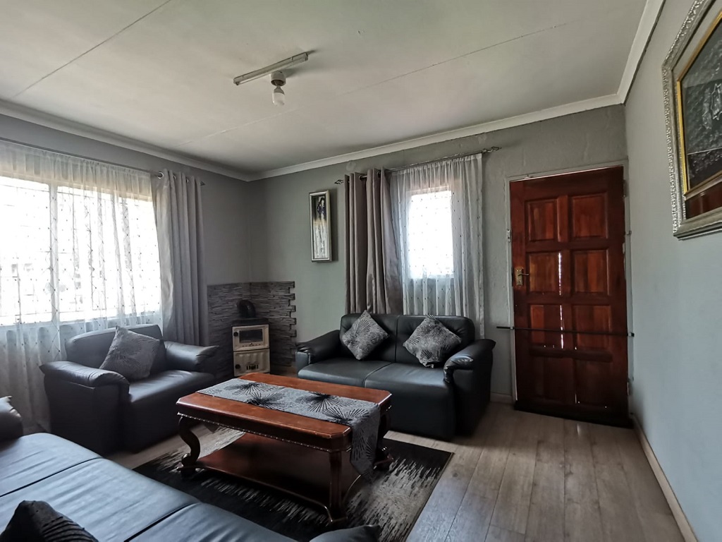 3 Bedroom Property for Sale in Palm Ridge Gauteng