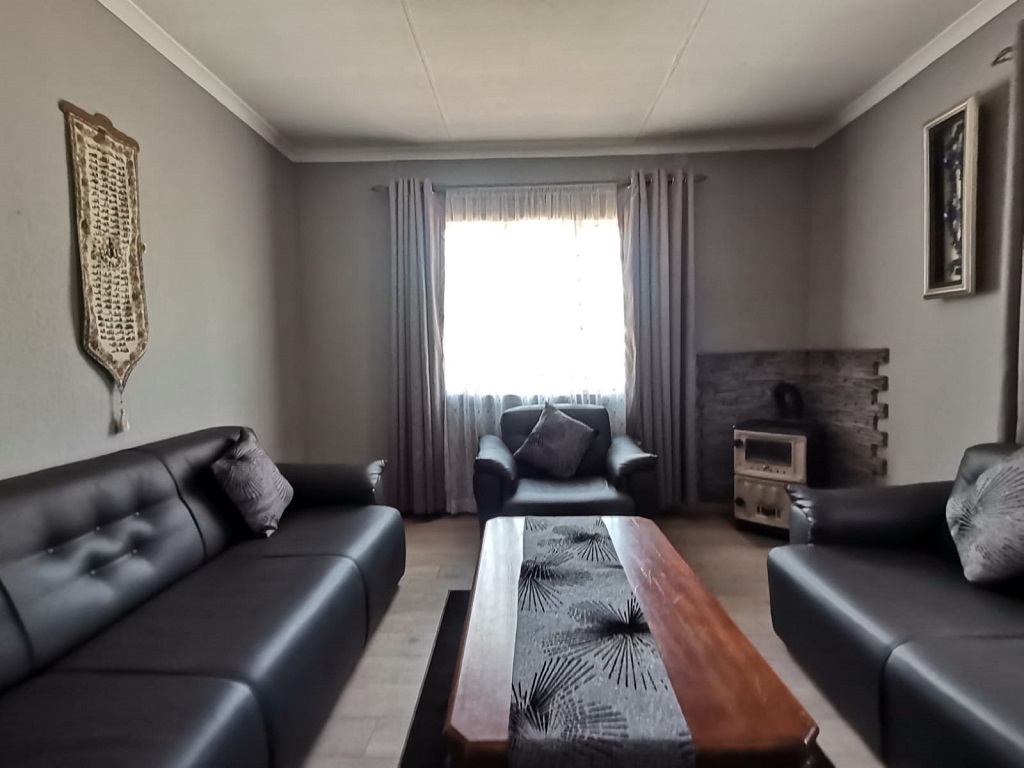 3 Bedroom Property for Sale in Palm Ridge Gauteng