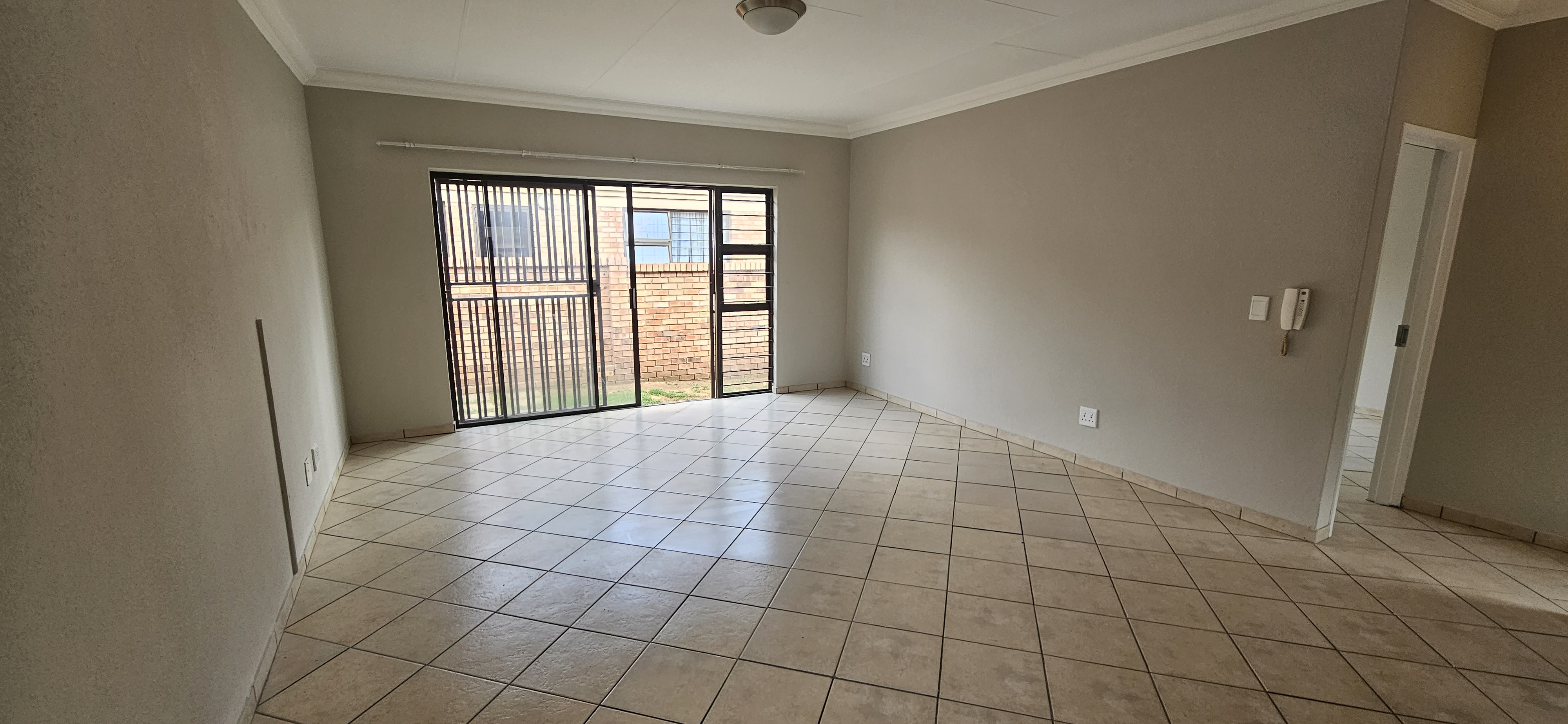 2 Bedroom Property for Sale in New Market Gauteng