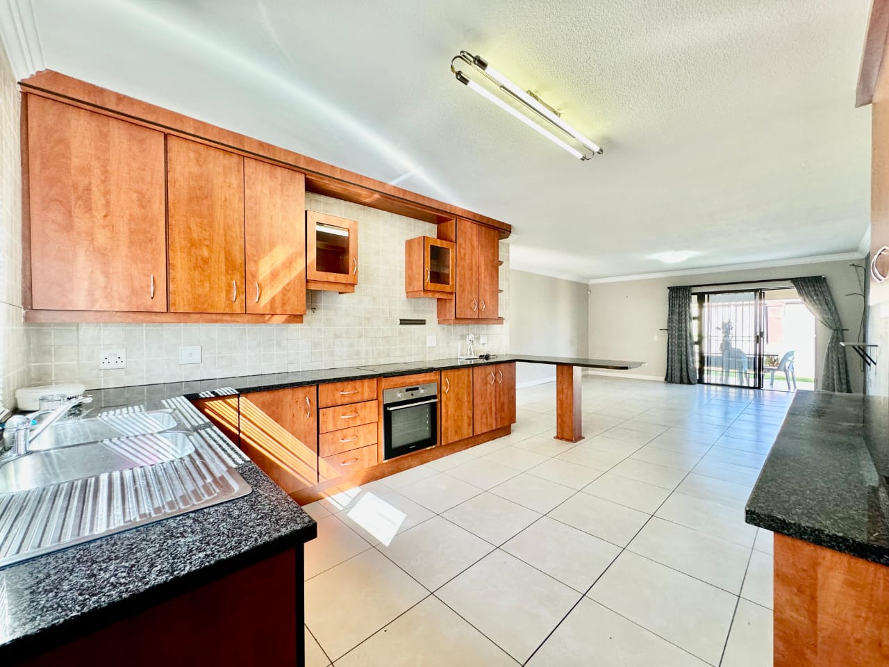 2 Bedroom Property for Sale in New Market Gauteng